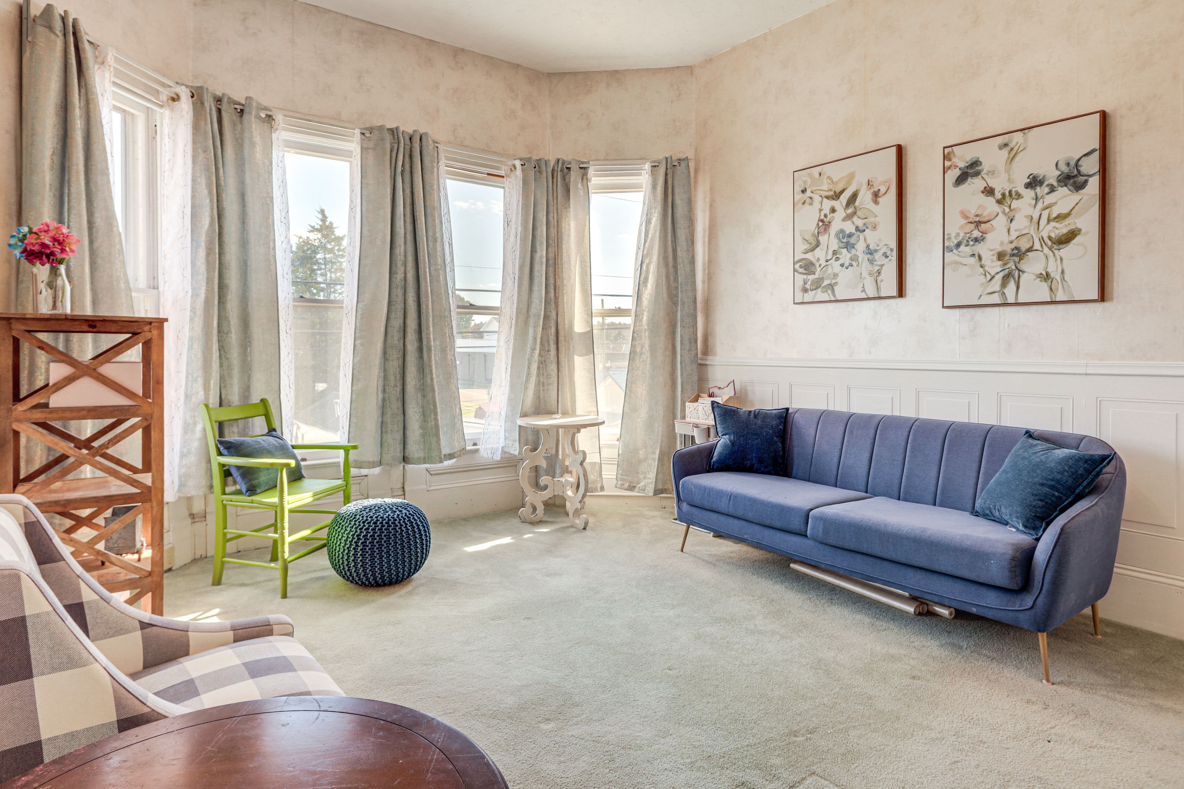 Upper Living Area | 2nd Floor