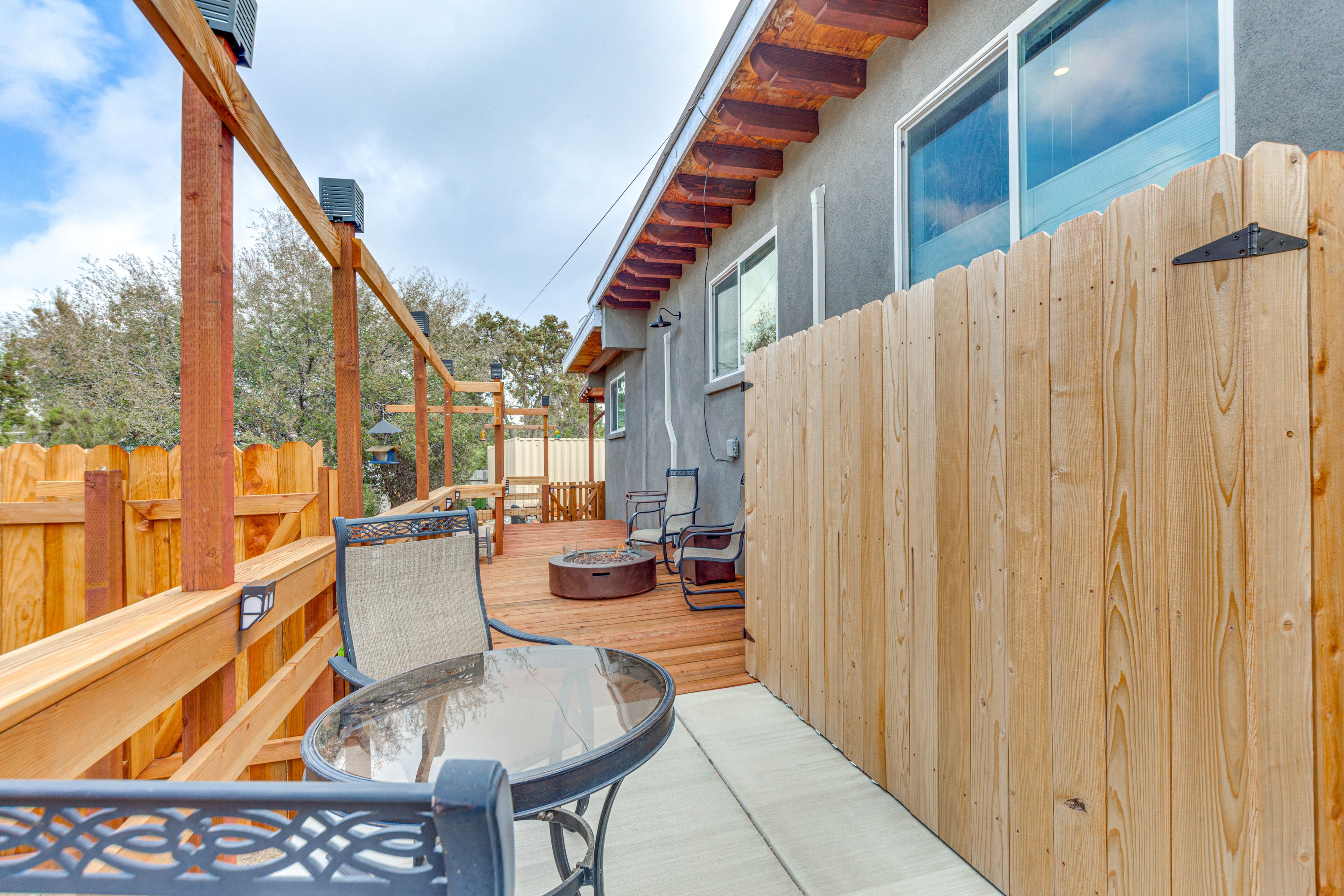 Private Deck | Dining Area | Fire Pit