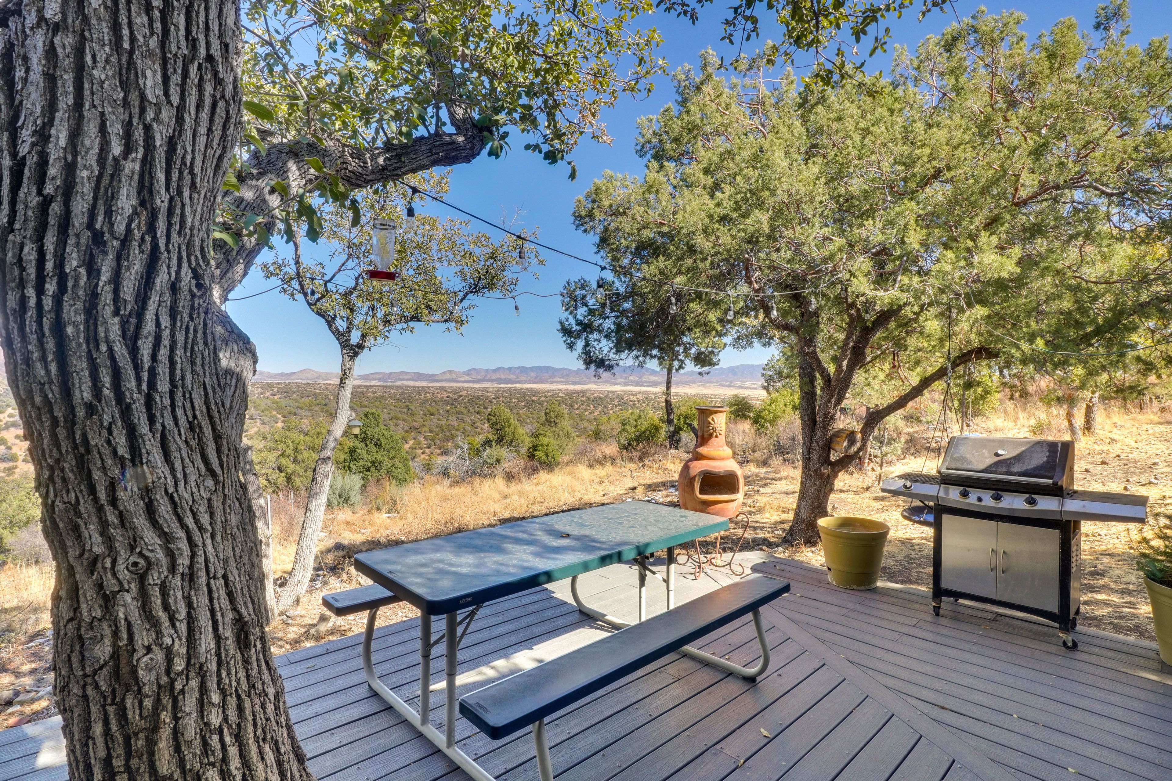 Patagonia Vacation Rental | 2BR | 2BA | 1,200 Sq Ft | 5 Steps Required