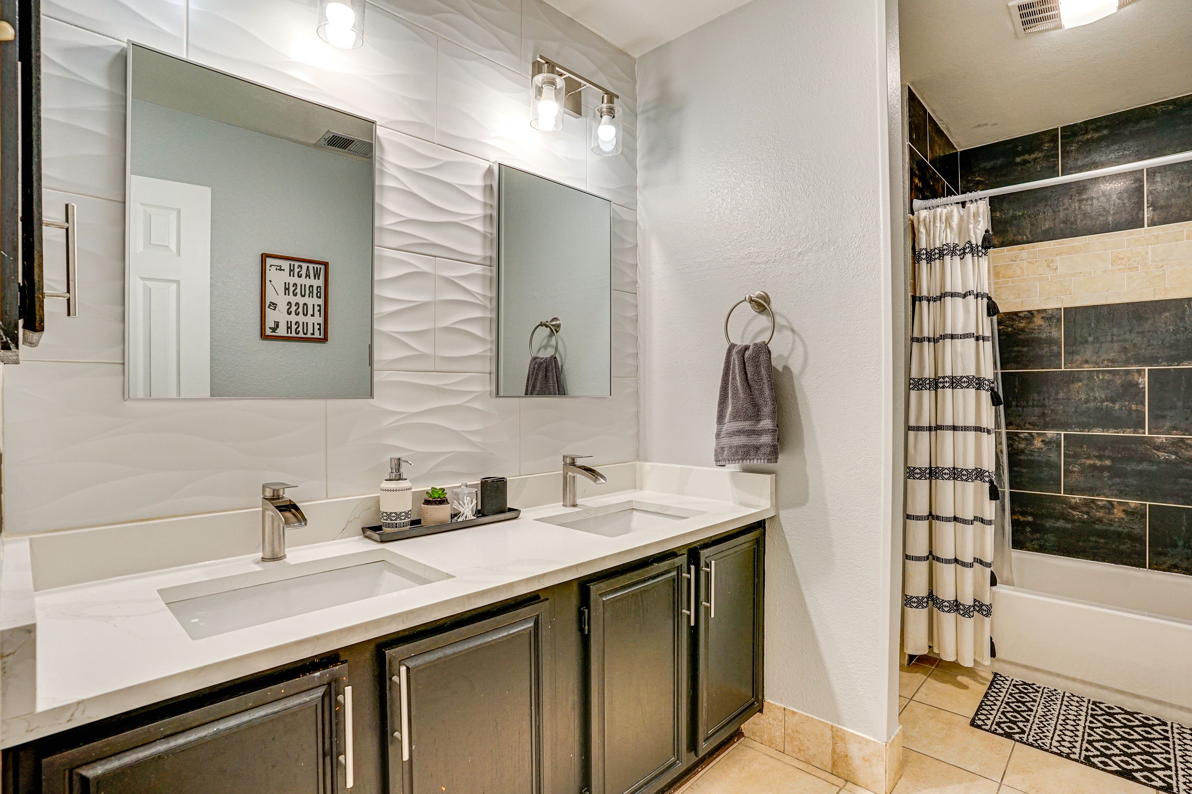 Full Bathroom