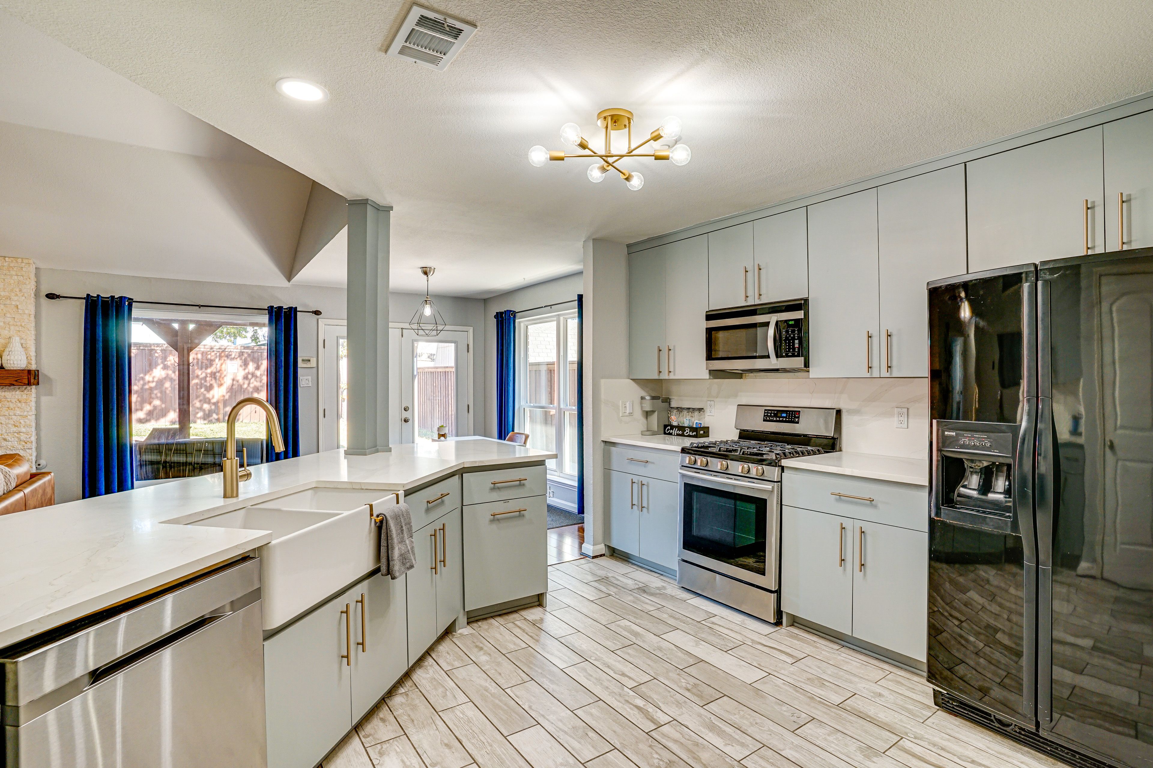 Kitchen | Keurig & Drip Coffee Makers | Dishwasher | Cooking Basics