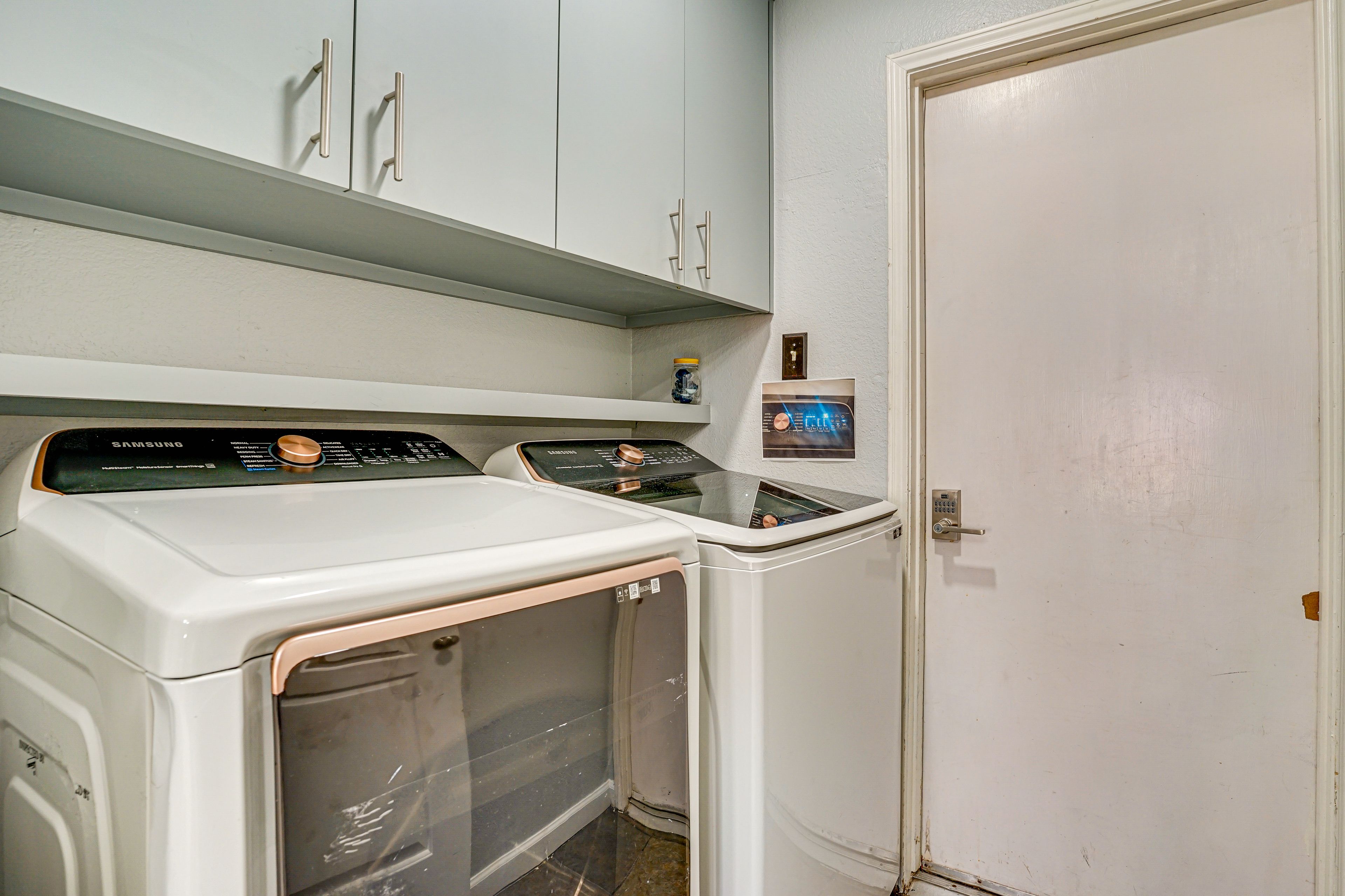Washer & Dryer
