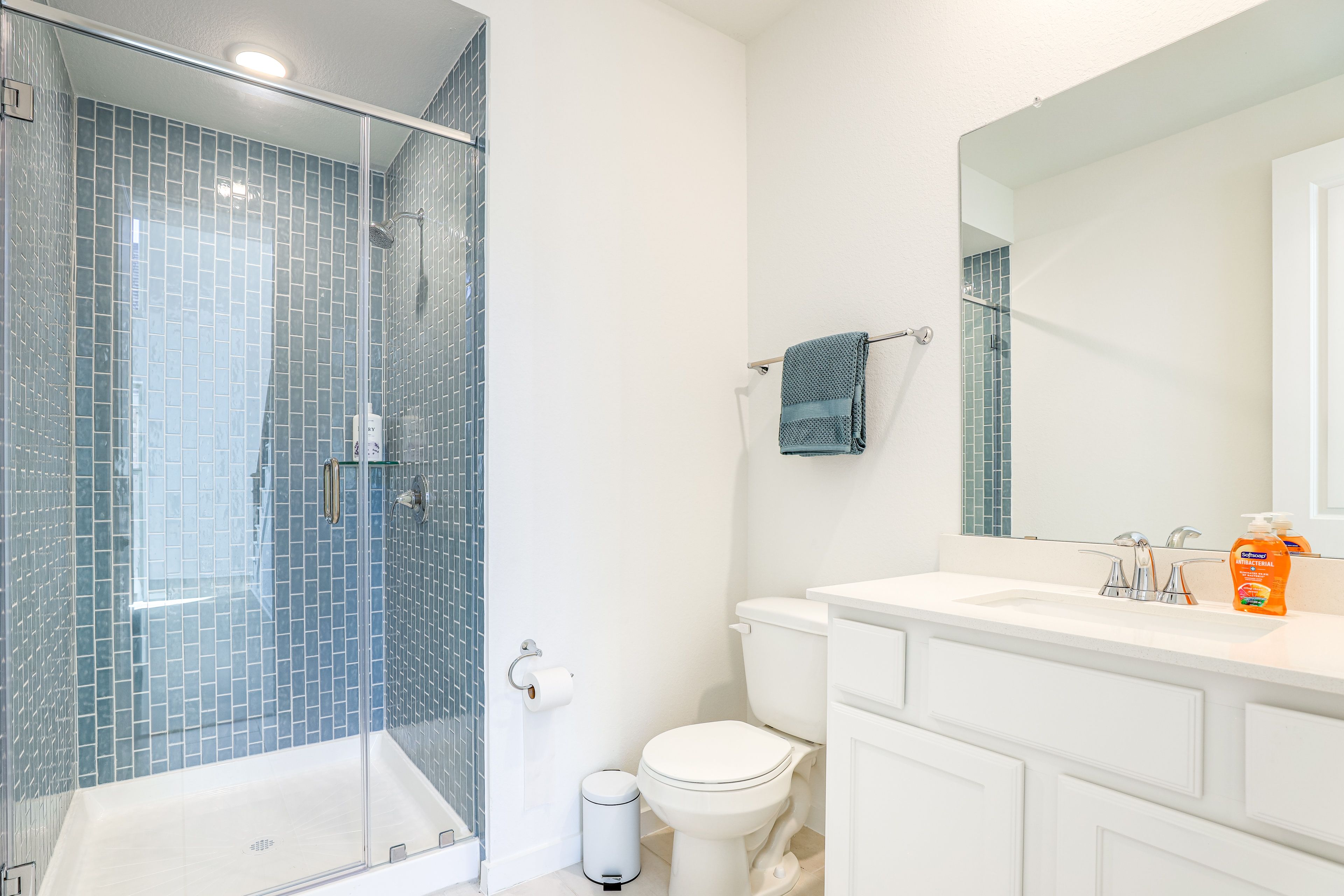 Full Bathroom | 1st Floor