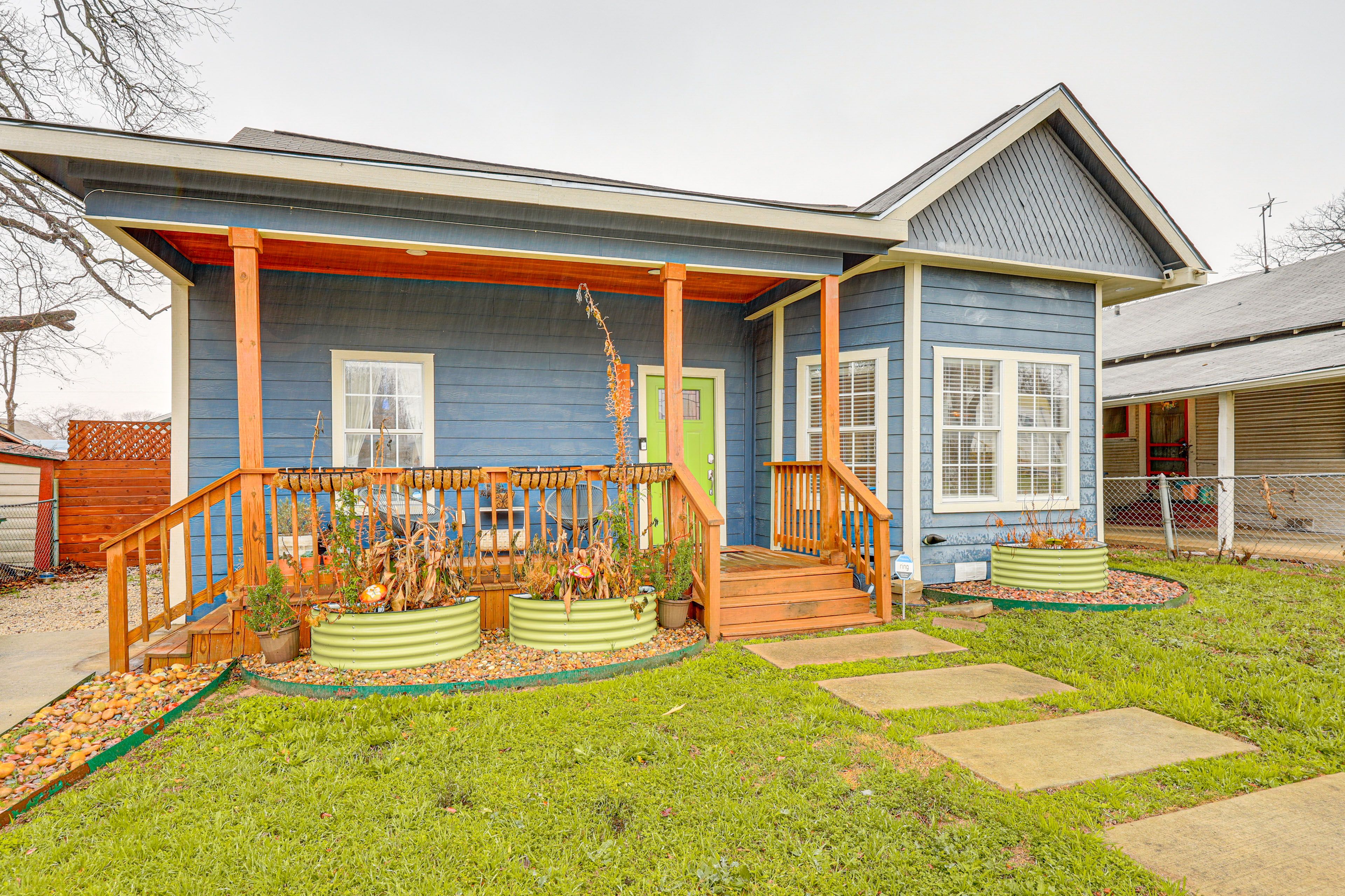 Property Exterior | Single-Story Home