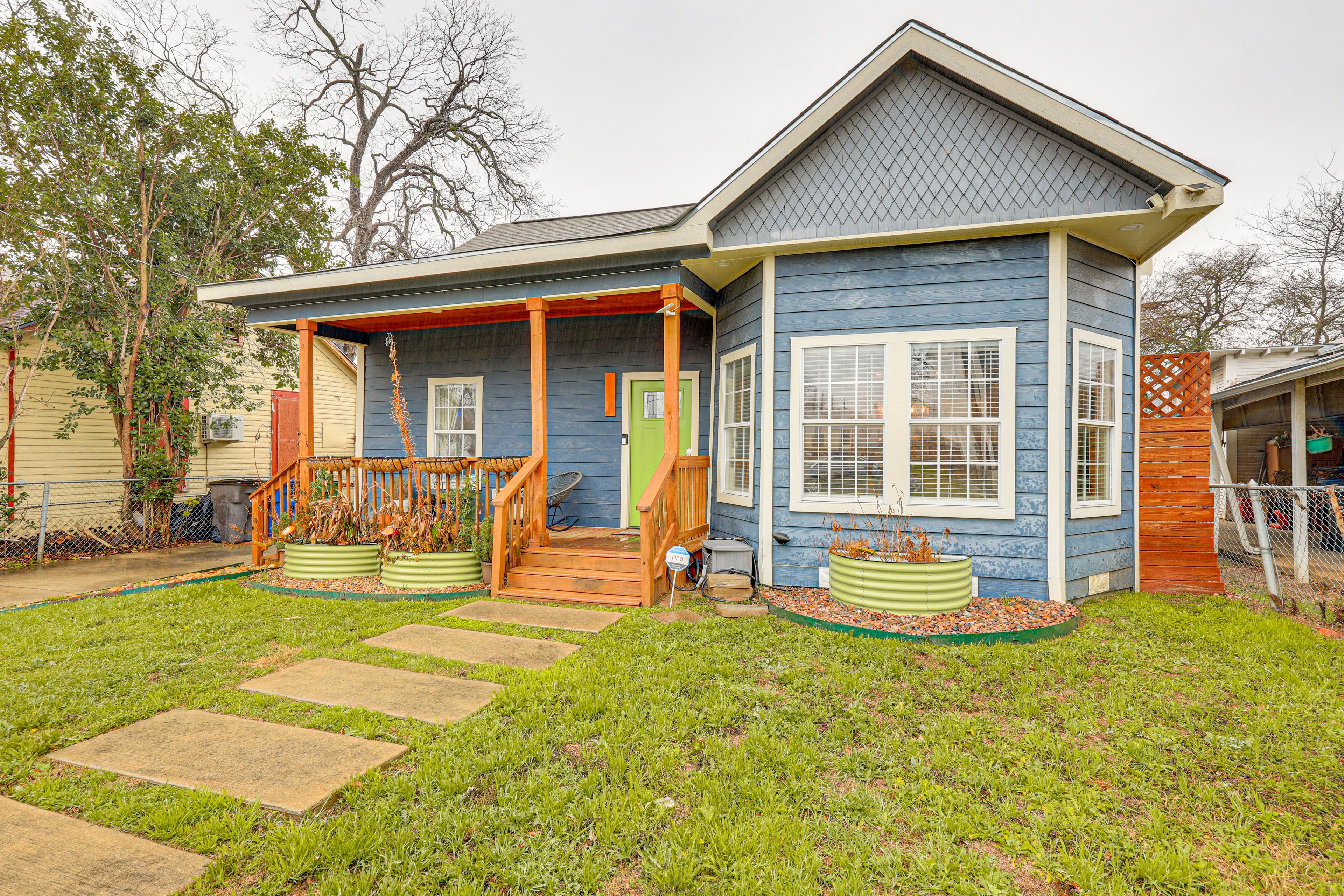 Property Exterior | Front