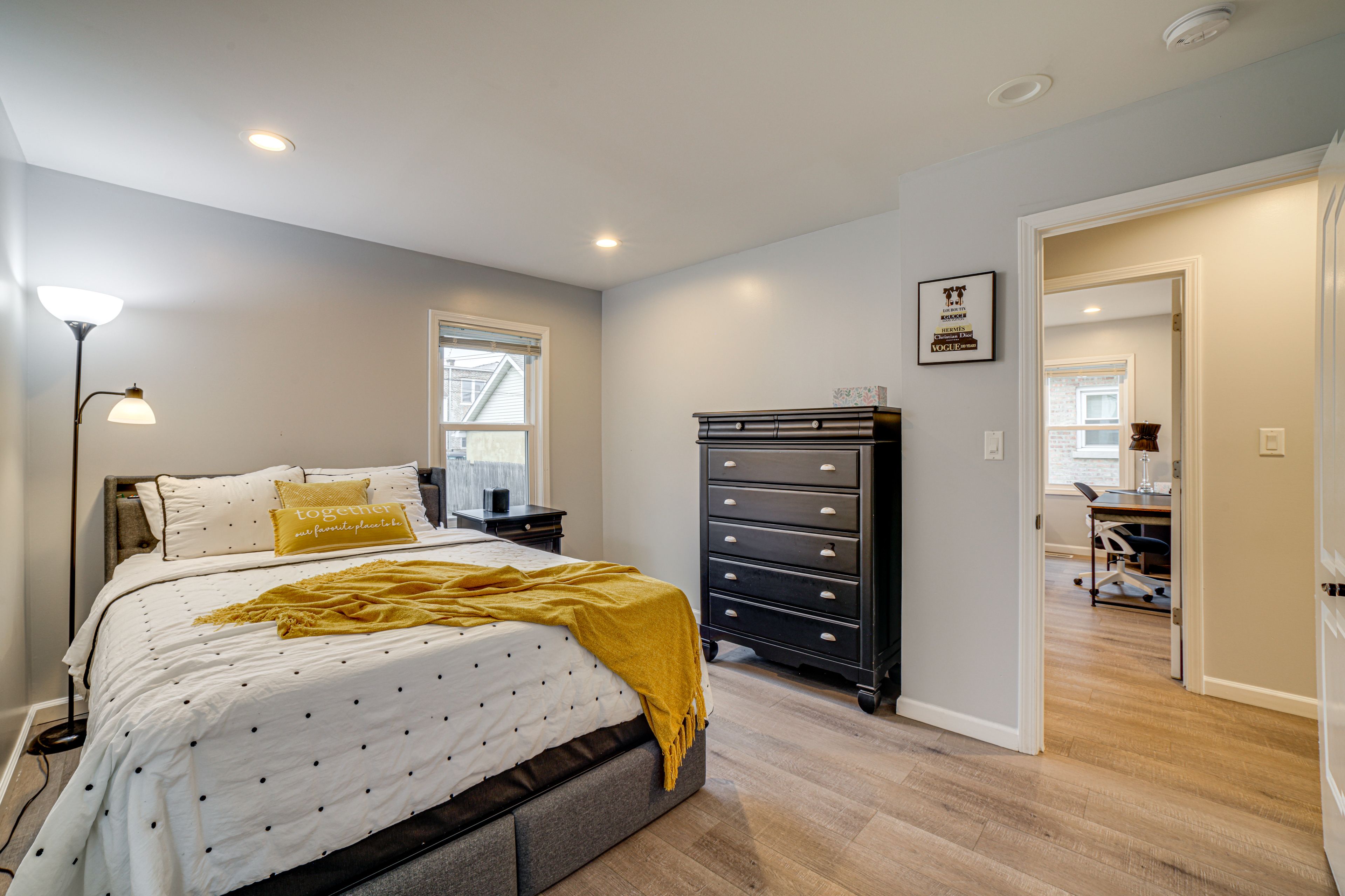 Bedroom 2 | Full Bed | Main Floor