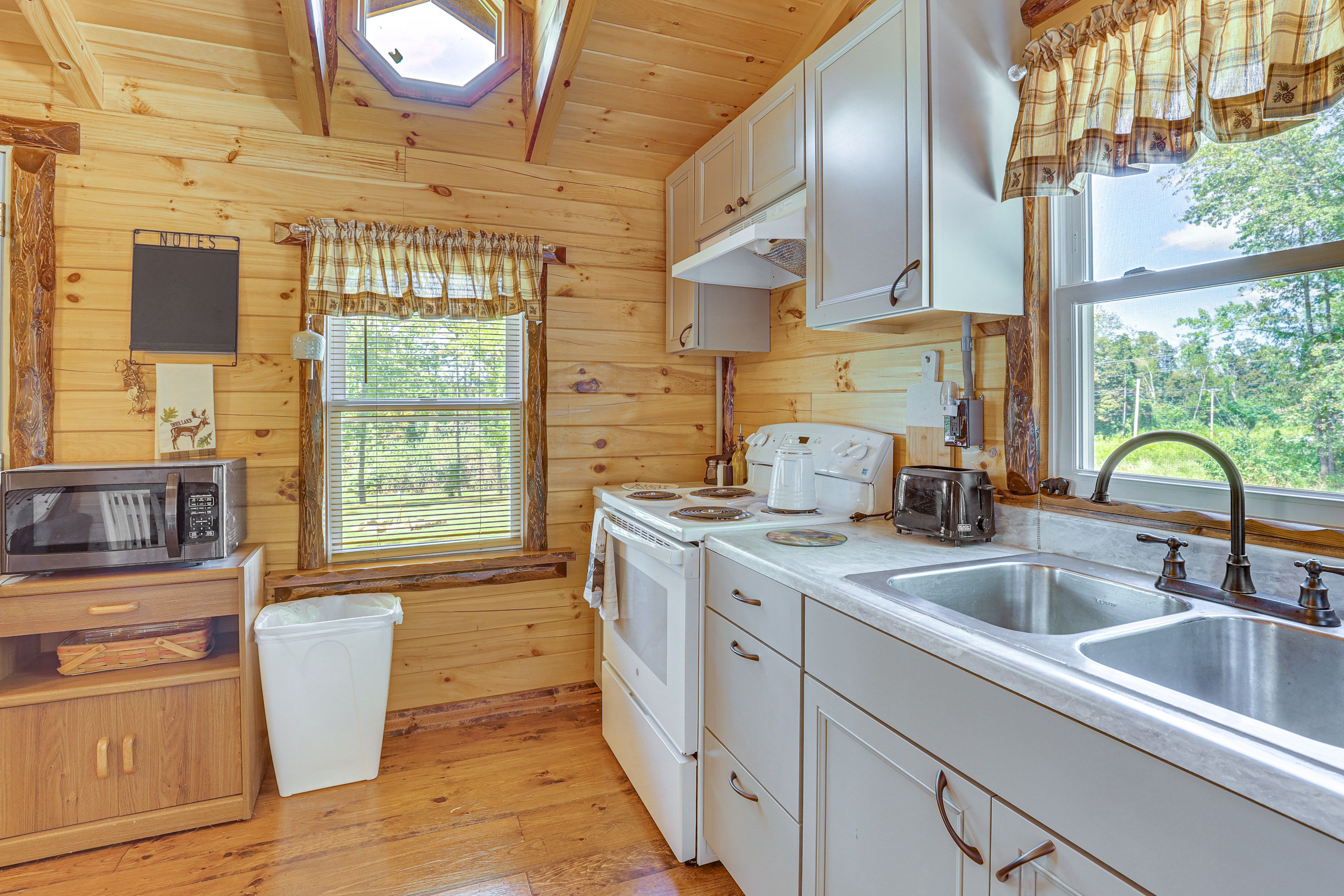 Kitchen | Cooking Basics | Refrigerator | Microwave | Drip Coffee Maker
