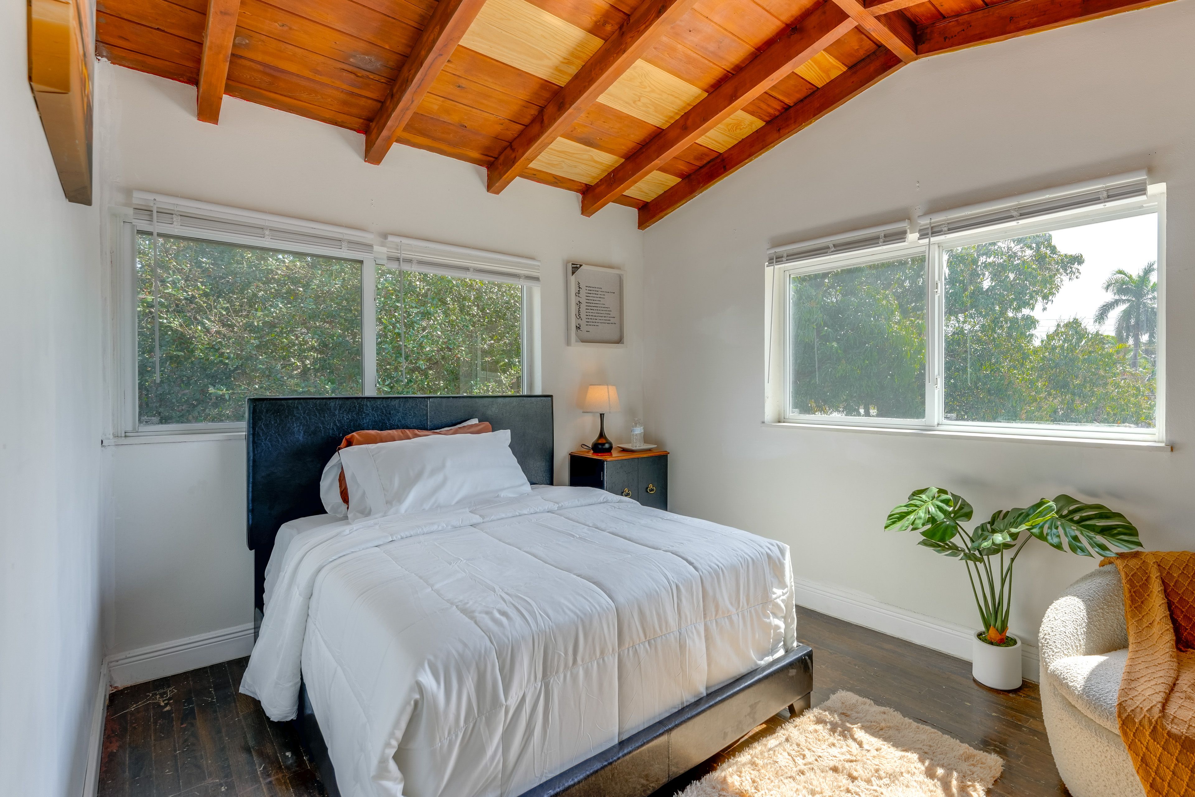 Bedroom 2 | Queen Bed | Upper Level