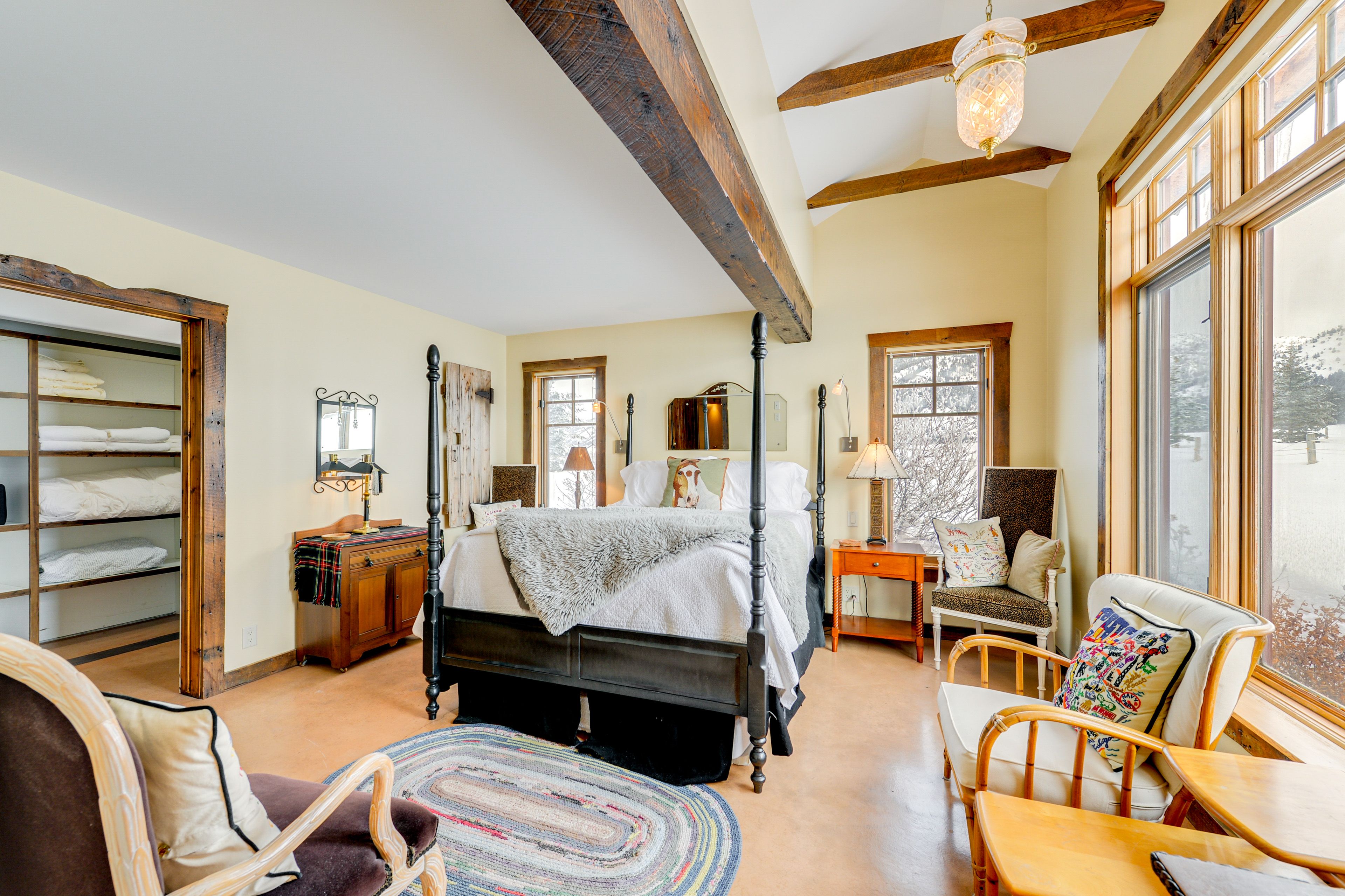 Bedroom 4 | 1st Floor | Queen Bed | Twin Floor Mattress