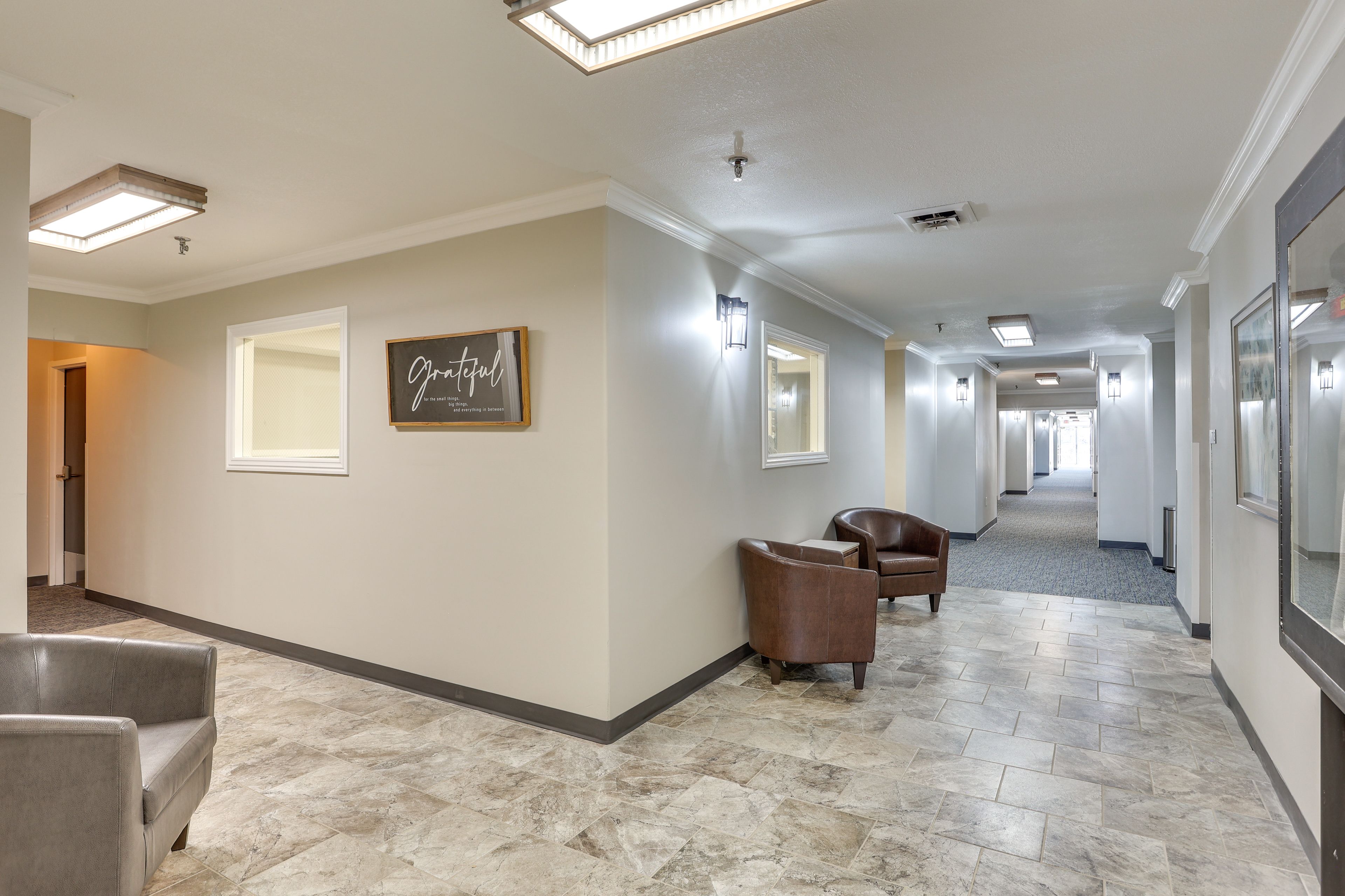 Oakland Courtyard | Building Entry