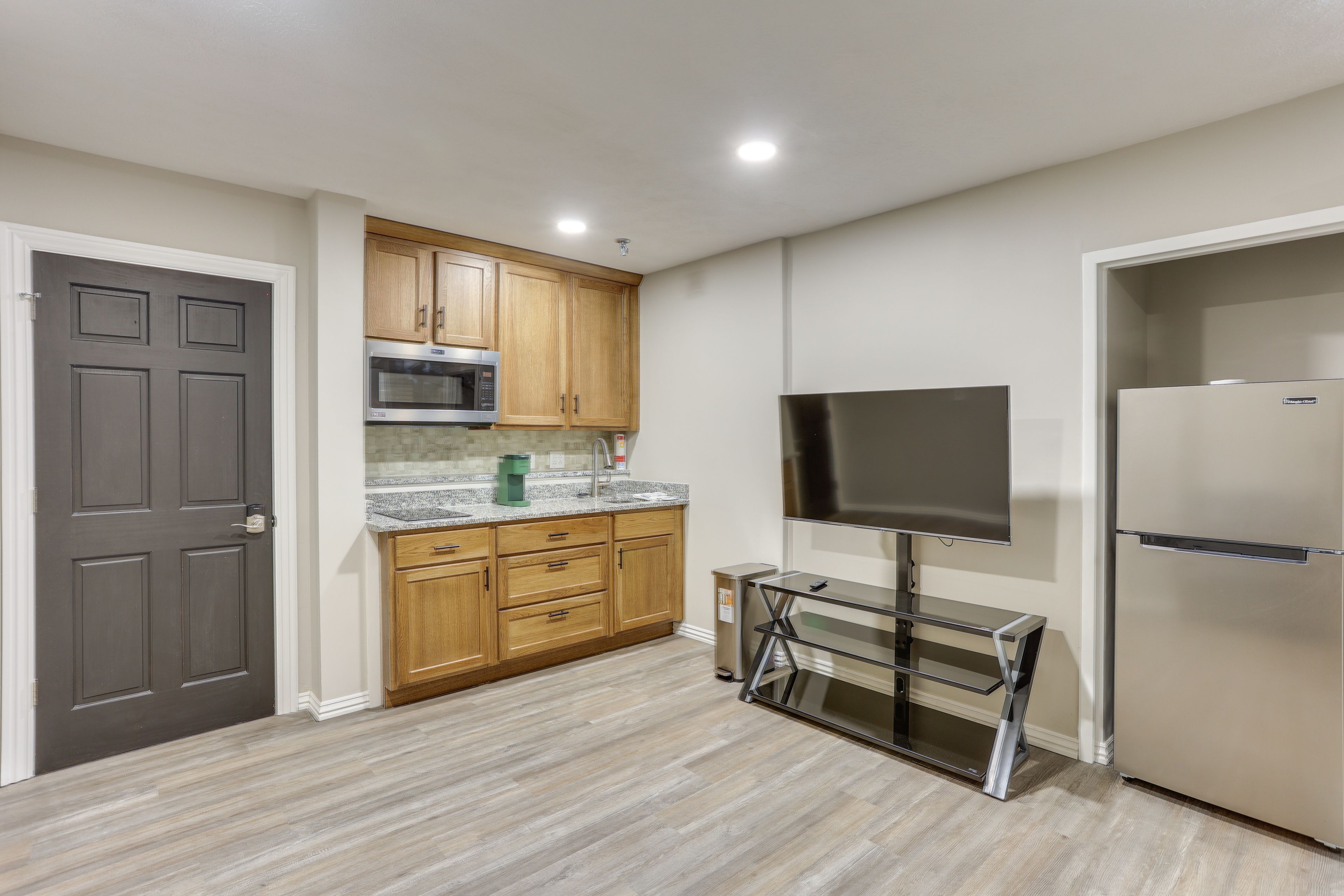 Kitchenette | Smart TV