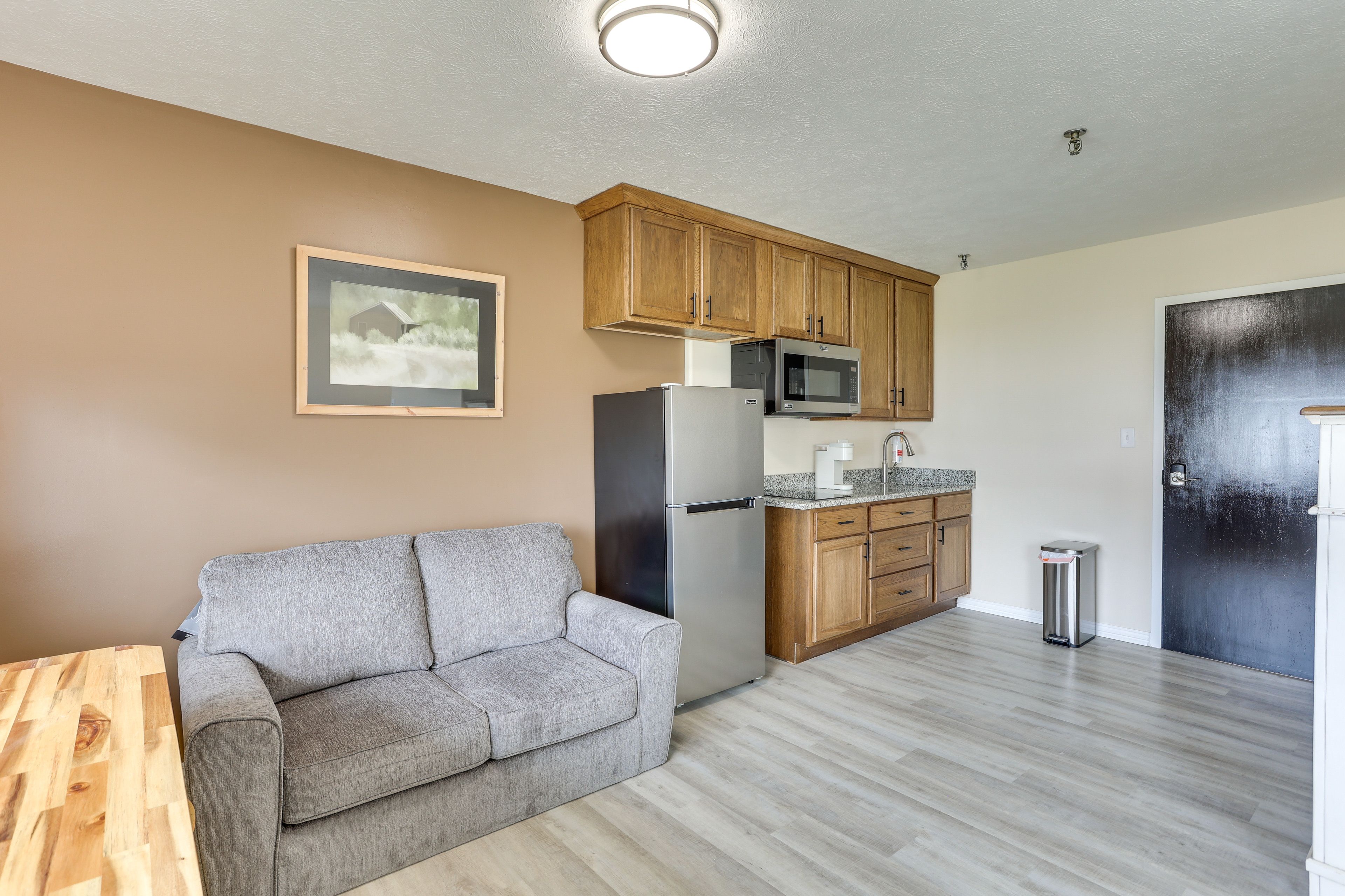 Studio | Living Area | Flat-Screen TV