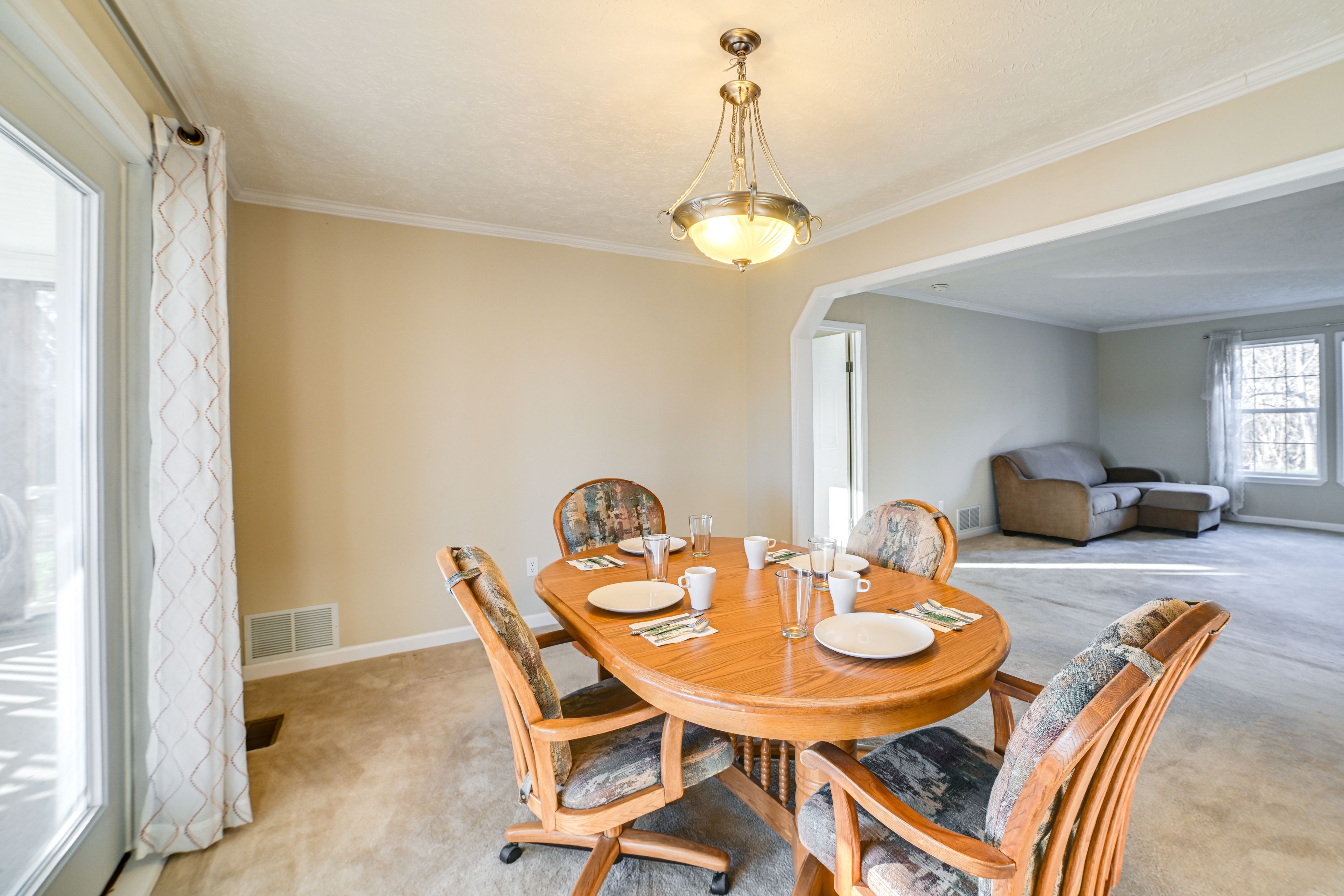 Dining Room | Dishware & Flatware