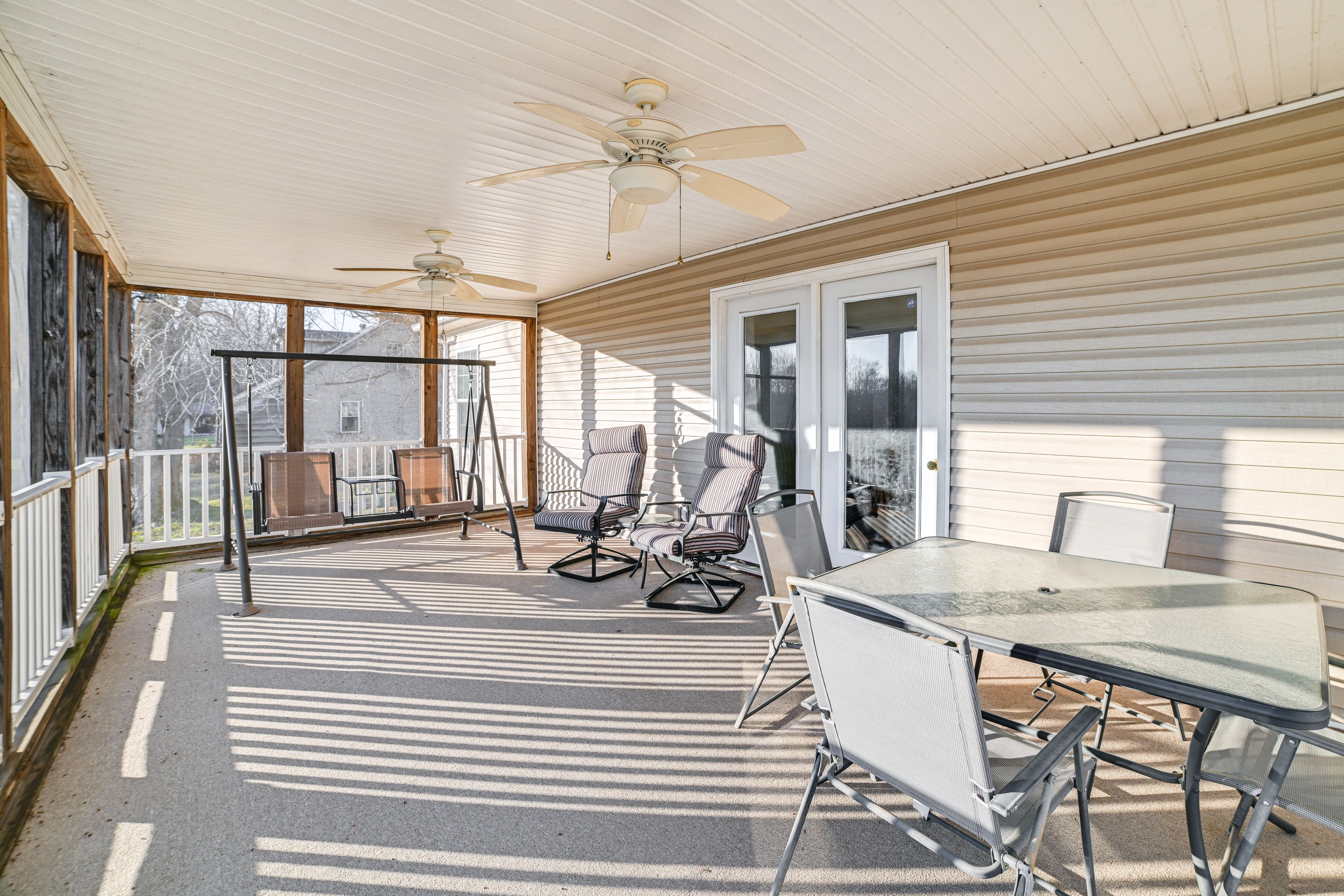 Screened Patio