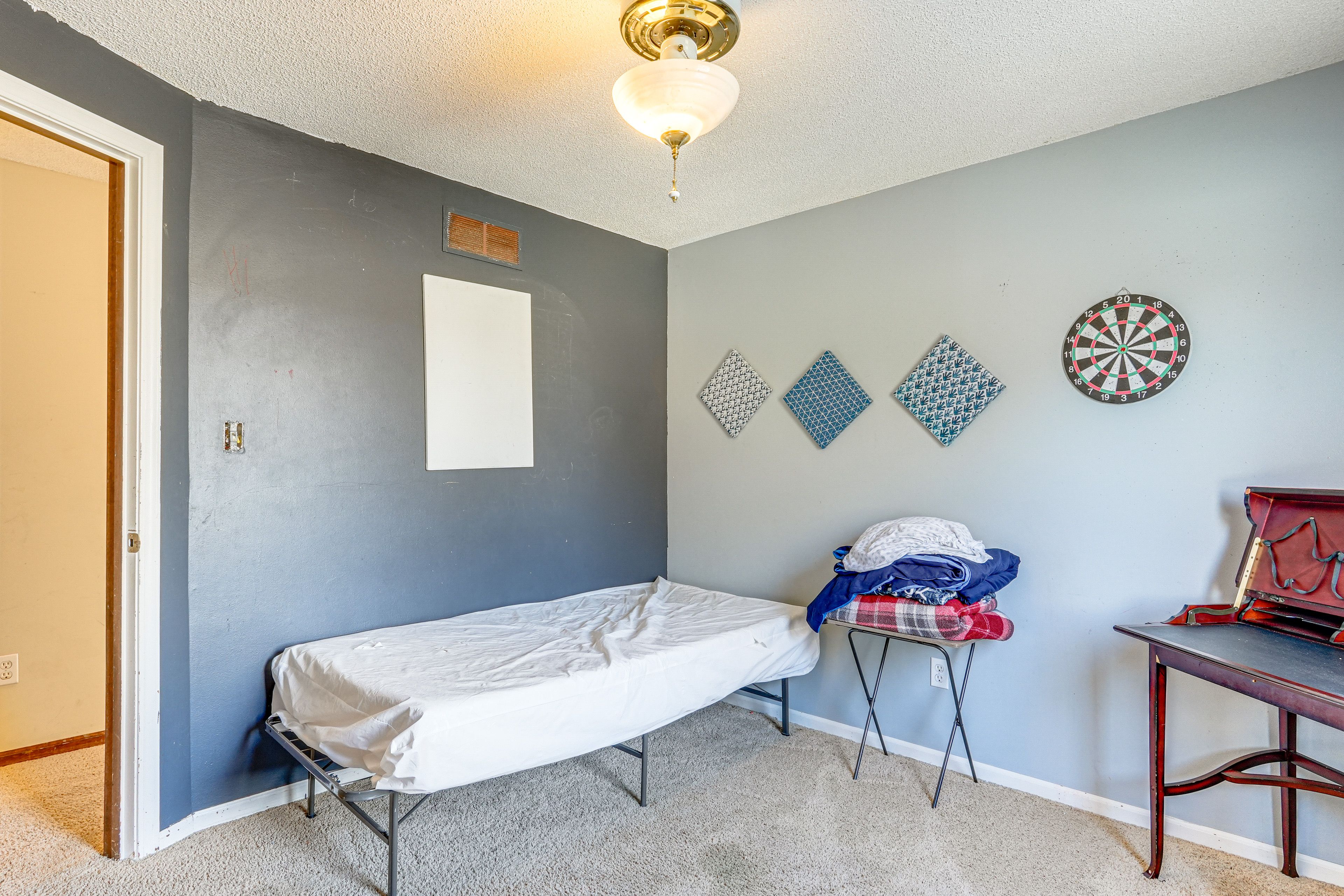 Bedroom 4 | 2nd Floor | Twin Bed