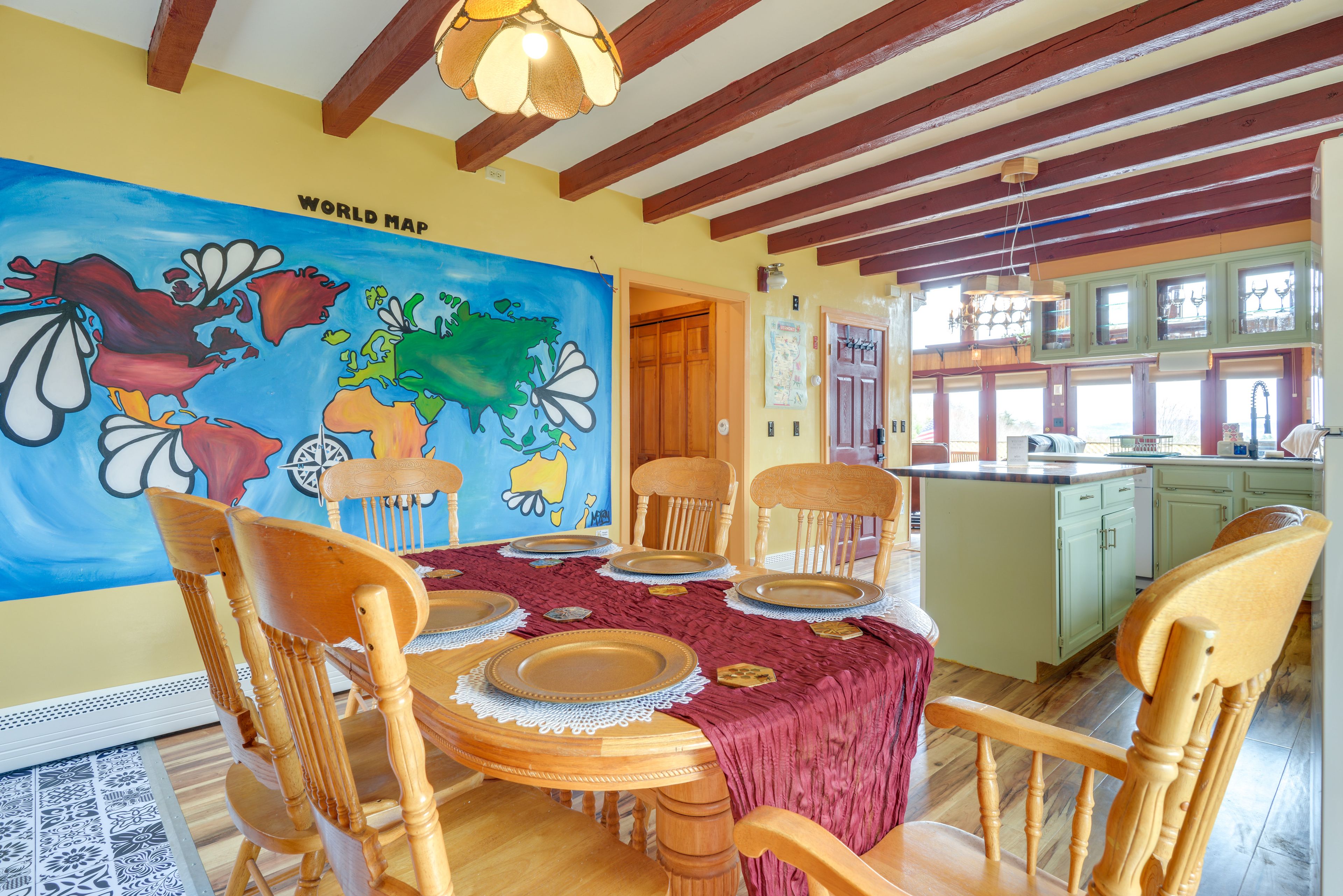 Dining Area | 1st Floor | Dishware/Flatware | Trash Bags/Paper Towels