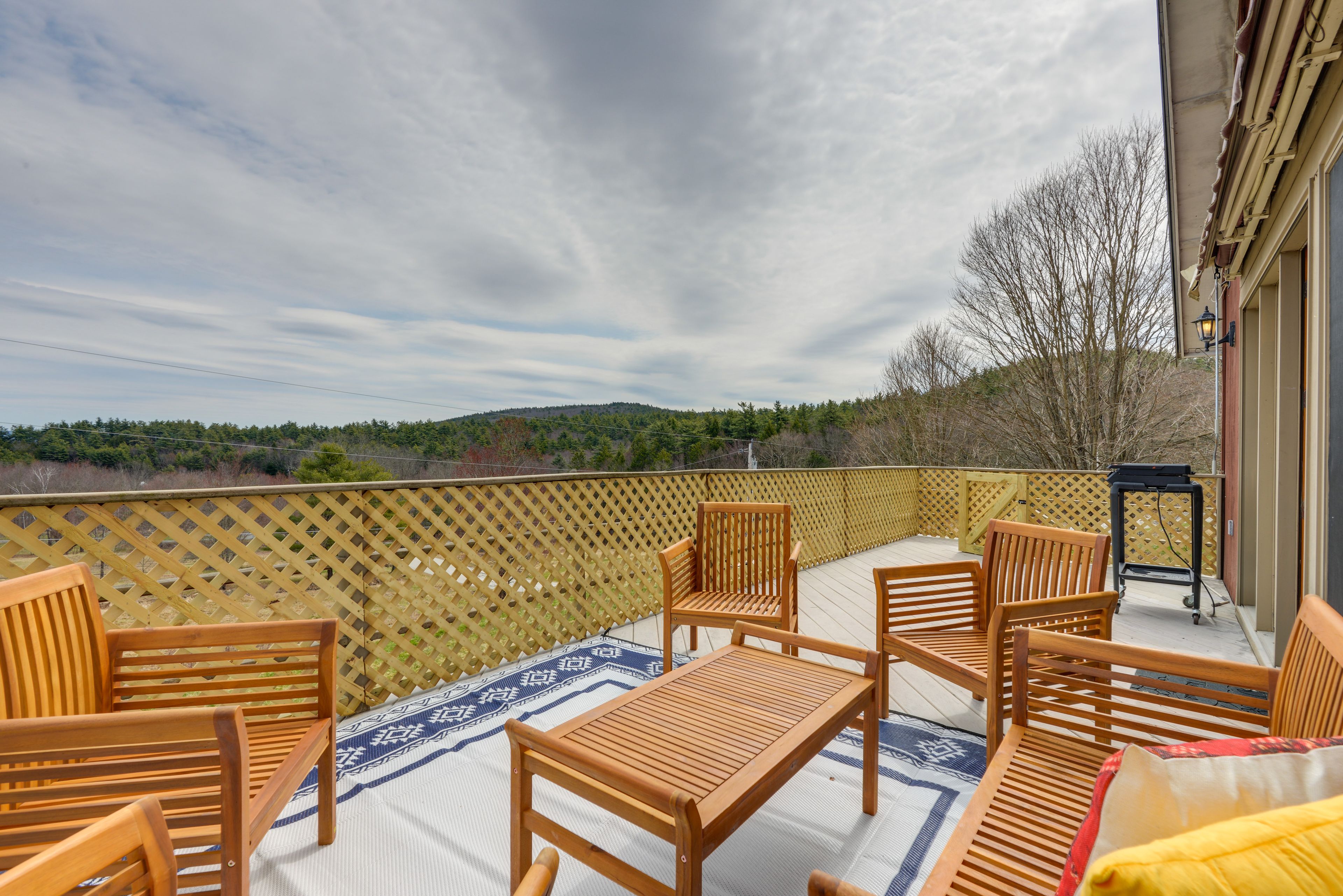 Exterior | 2-Level Apartment | 2nd-Floor Unit