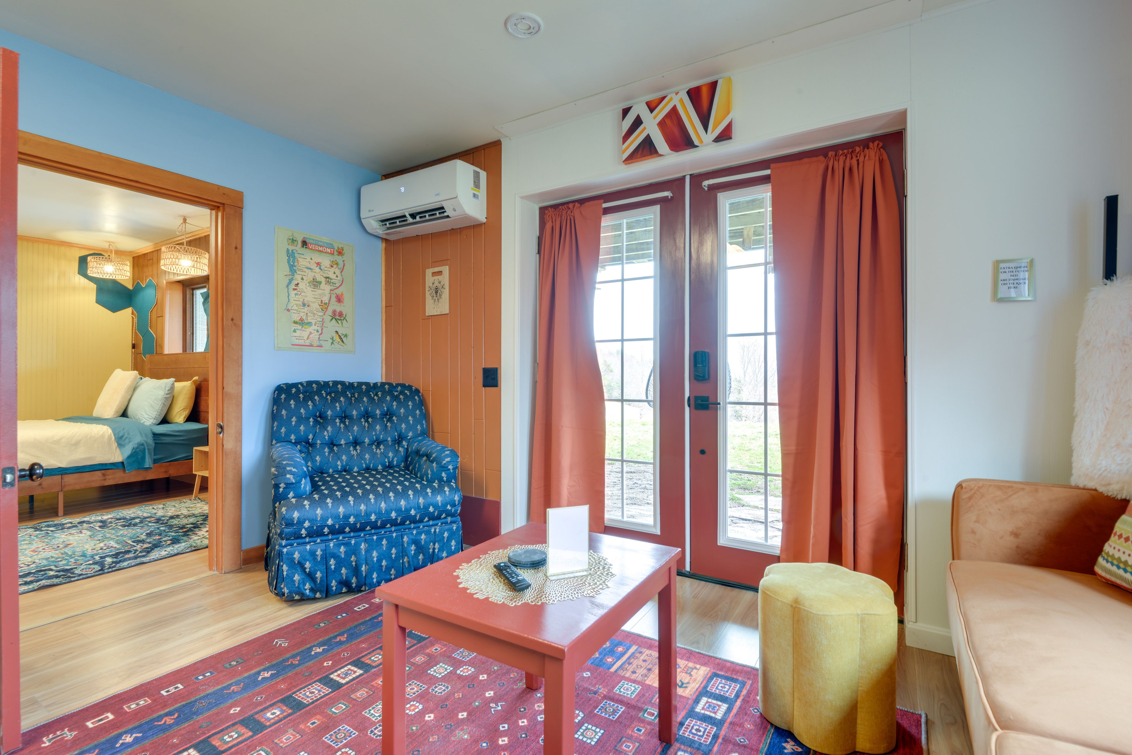 Living Room | Full Futon | Flat-Screen TV
