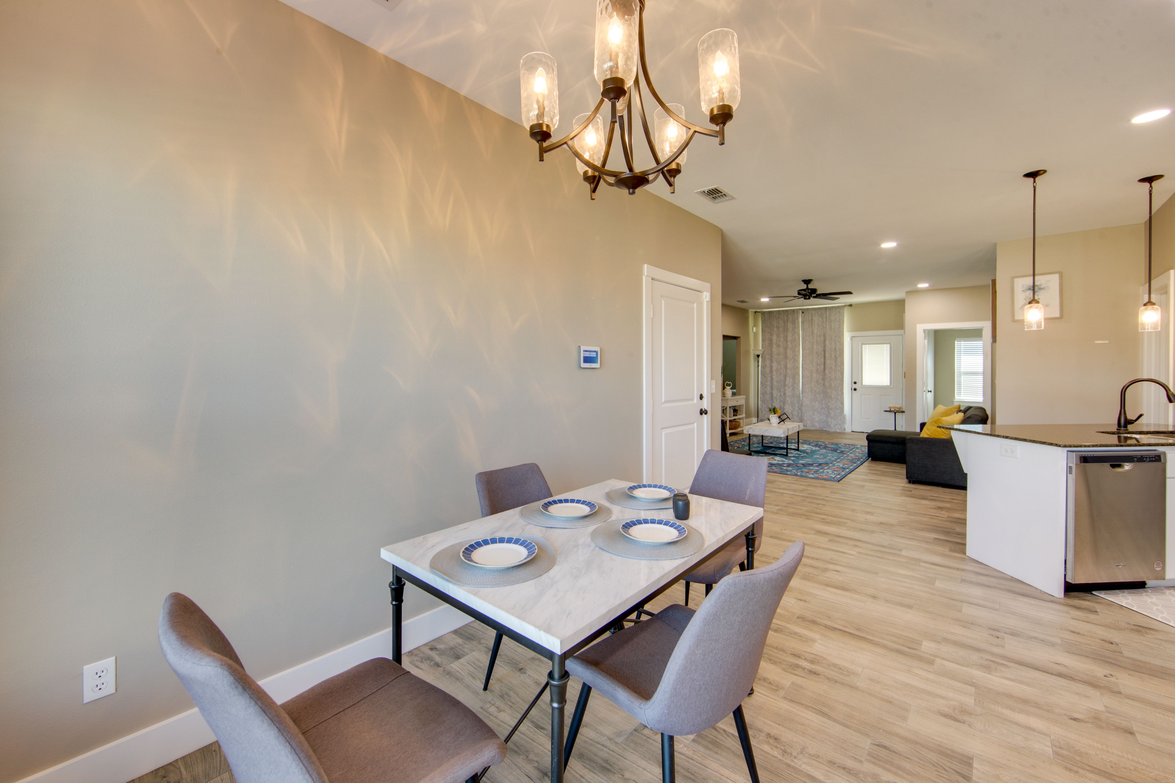 Dining Room | Dishware & Flatware