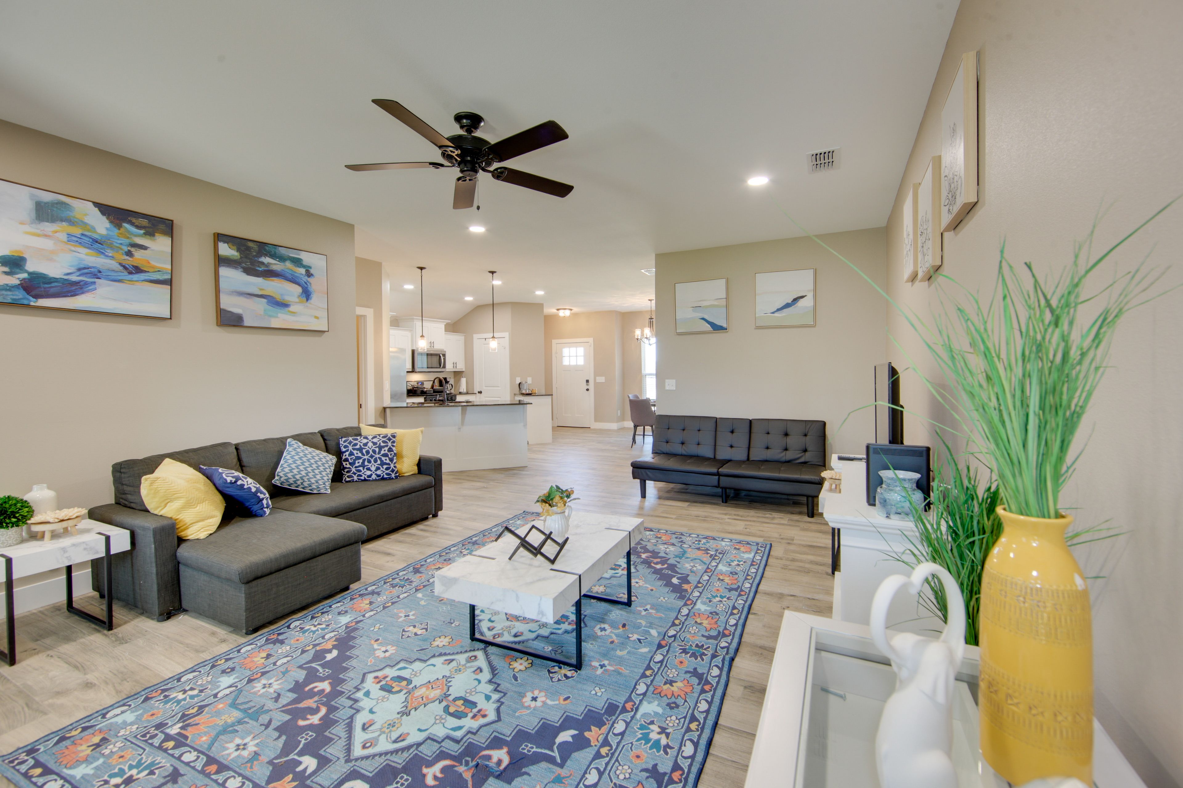 Lindale Vacation Rental | 3BR | 2BA | 2 Steps to Enter | 1,361 Sq Ft
