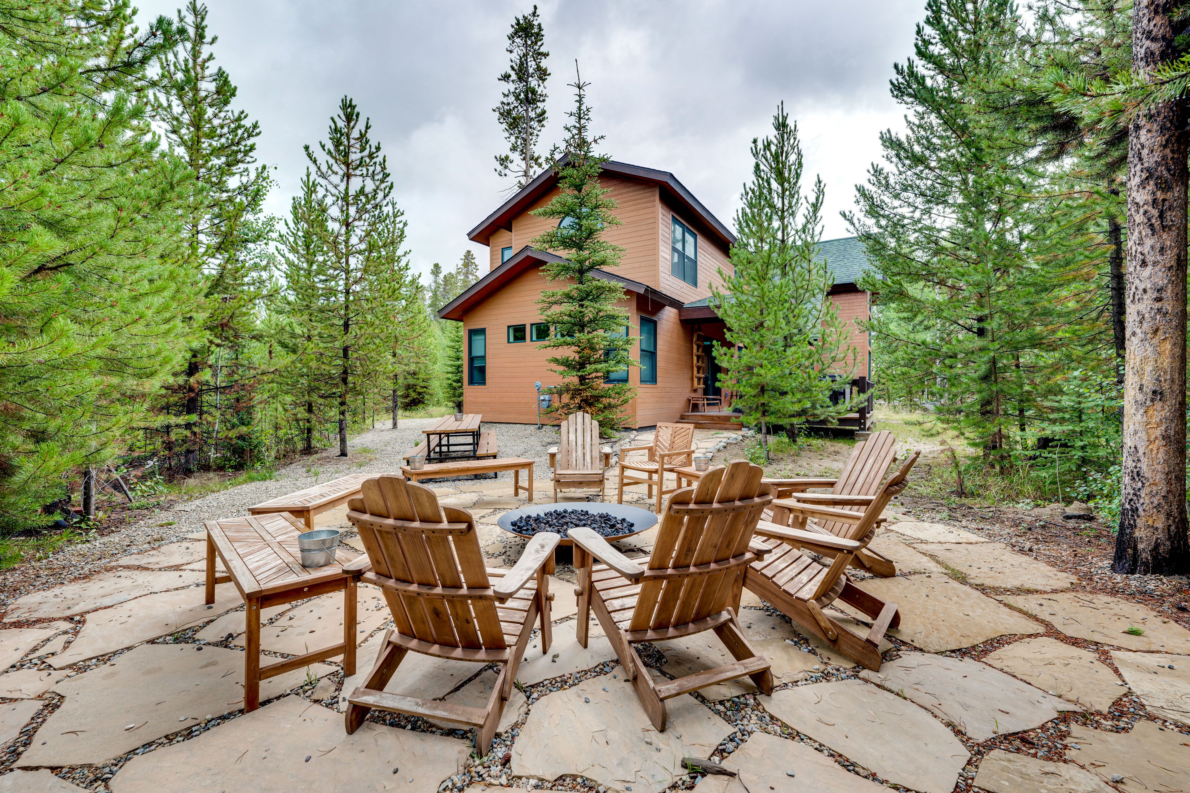 Natural Gas Fire Pit | Cabin Exterior