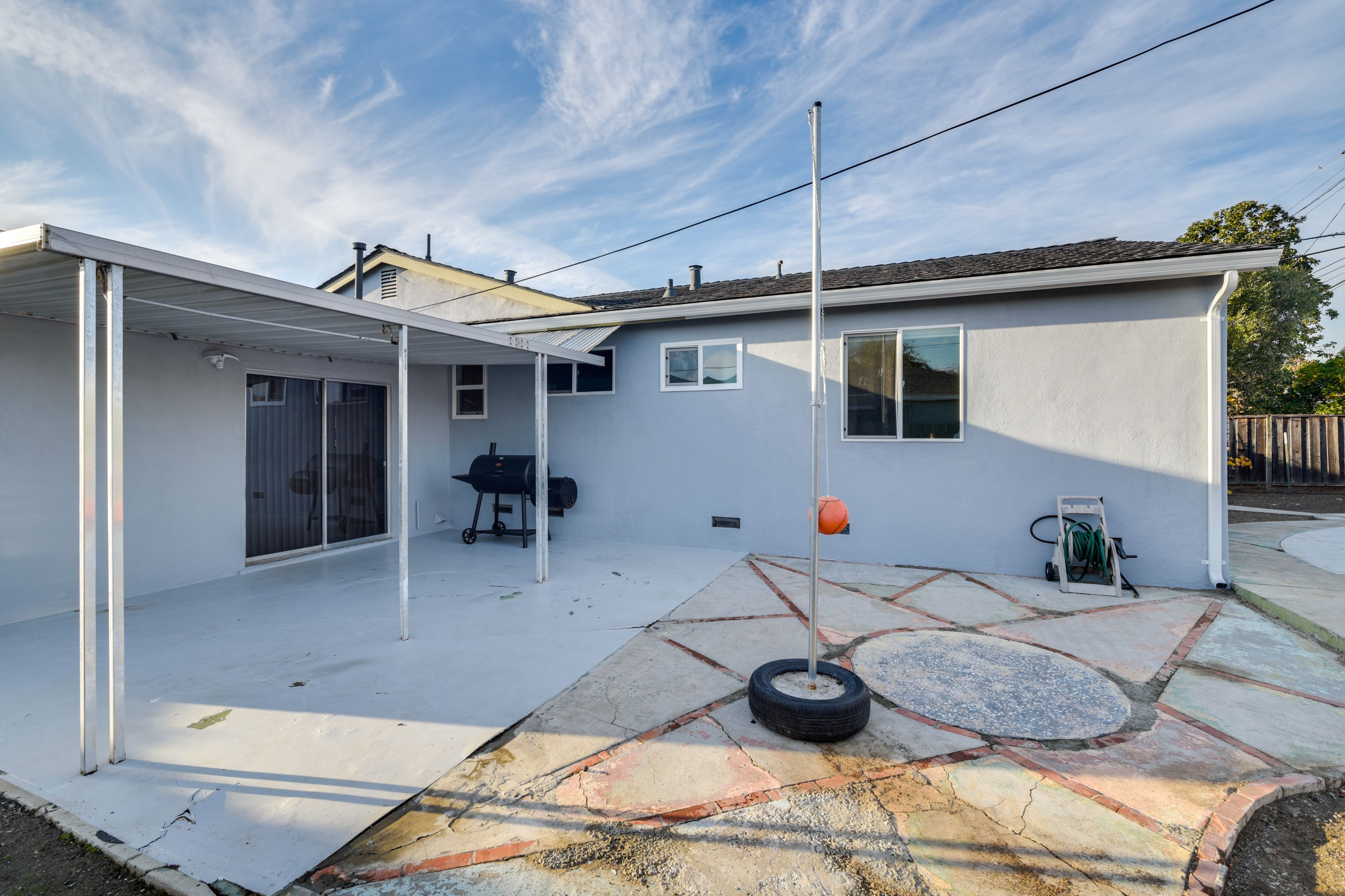 Fenced-In Yard | Charcoal Grill | Tetherball