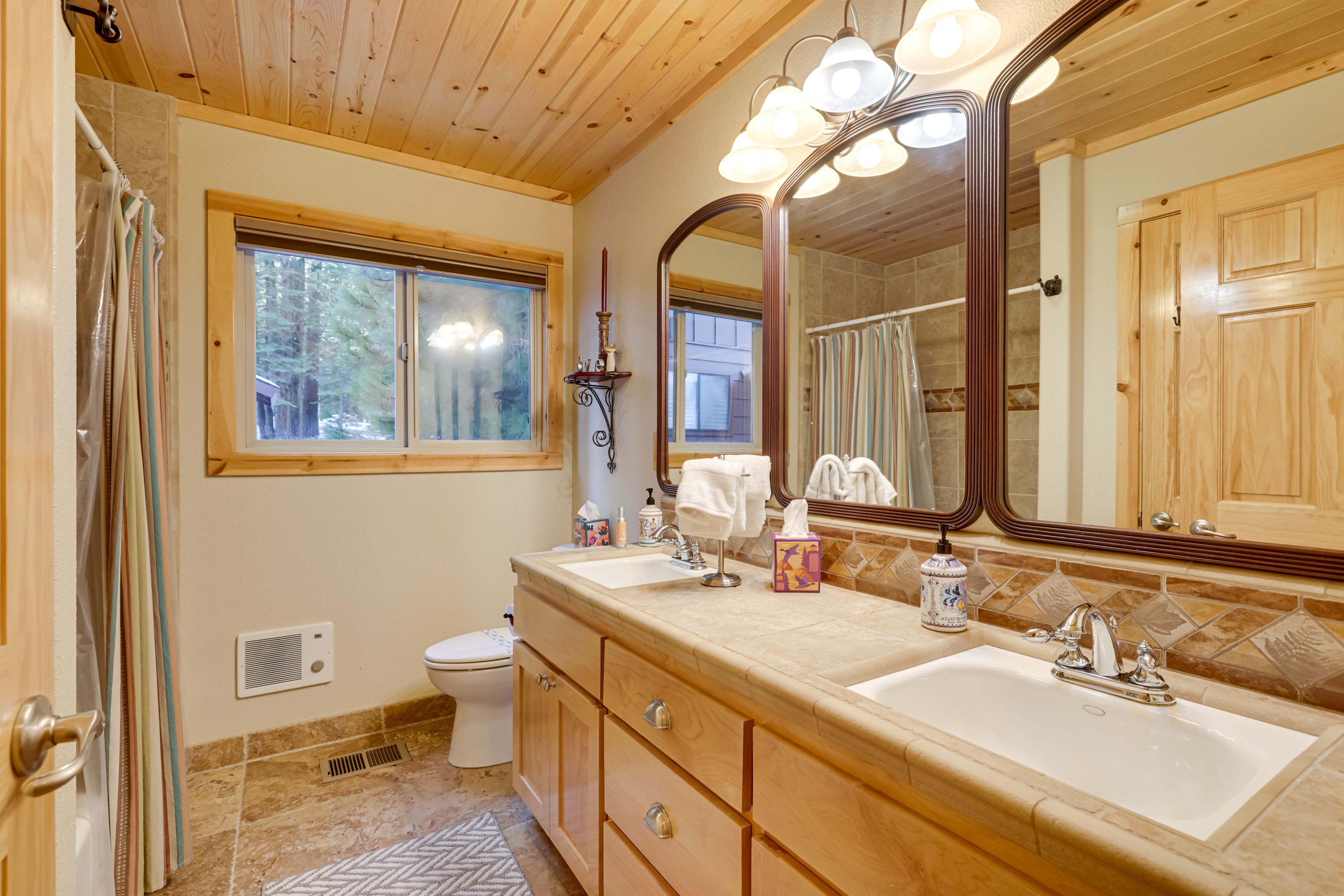 Full Bath | Main Level