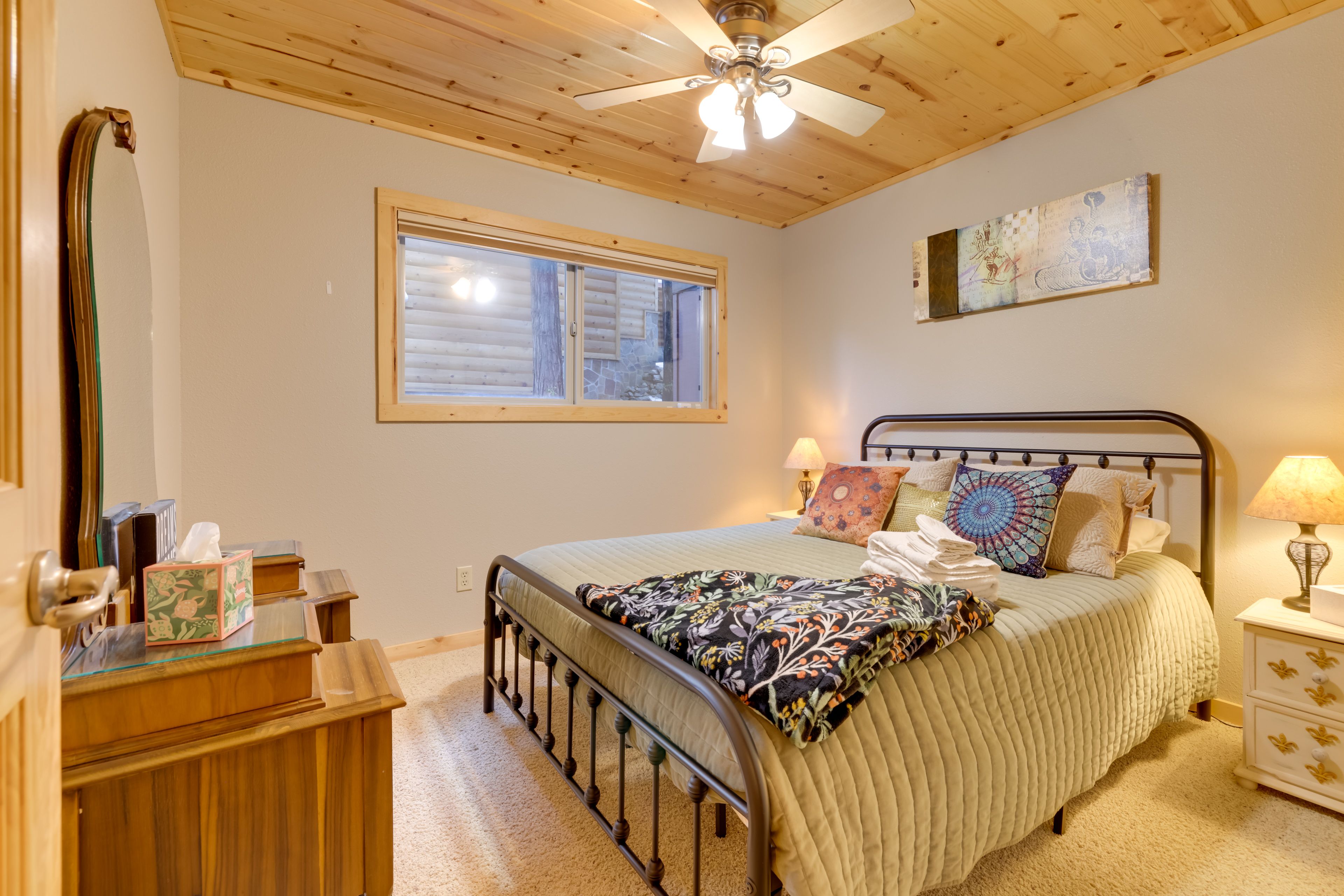 Bedroom 4 | Queen Bed | Lower Level