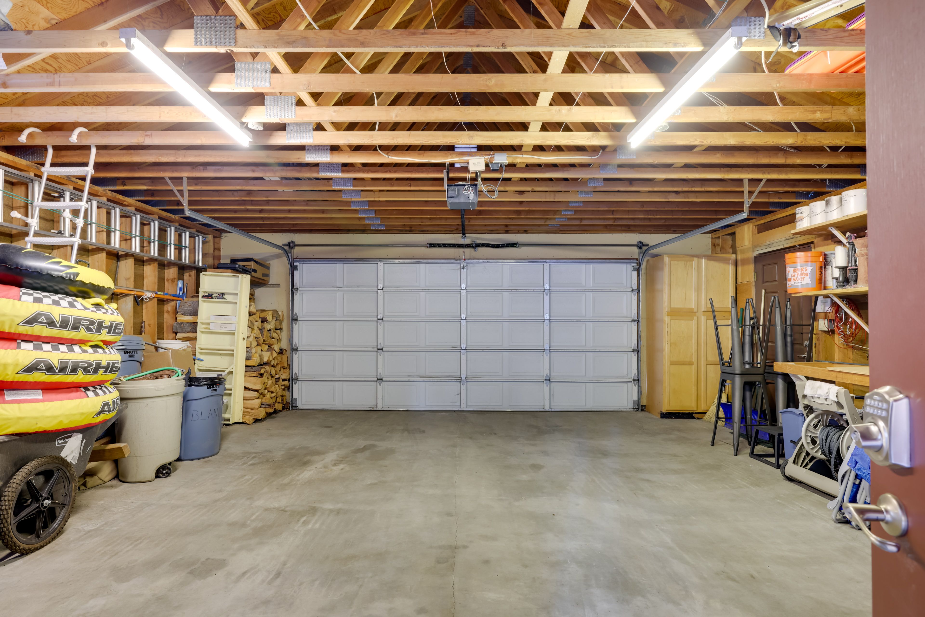 Parking | Garage (1 Vehicle) | Driveway (3 Vehicles)