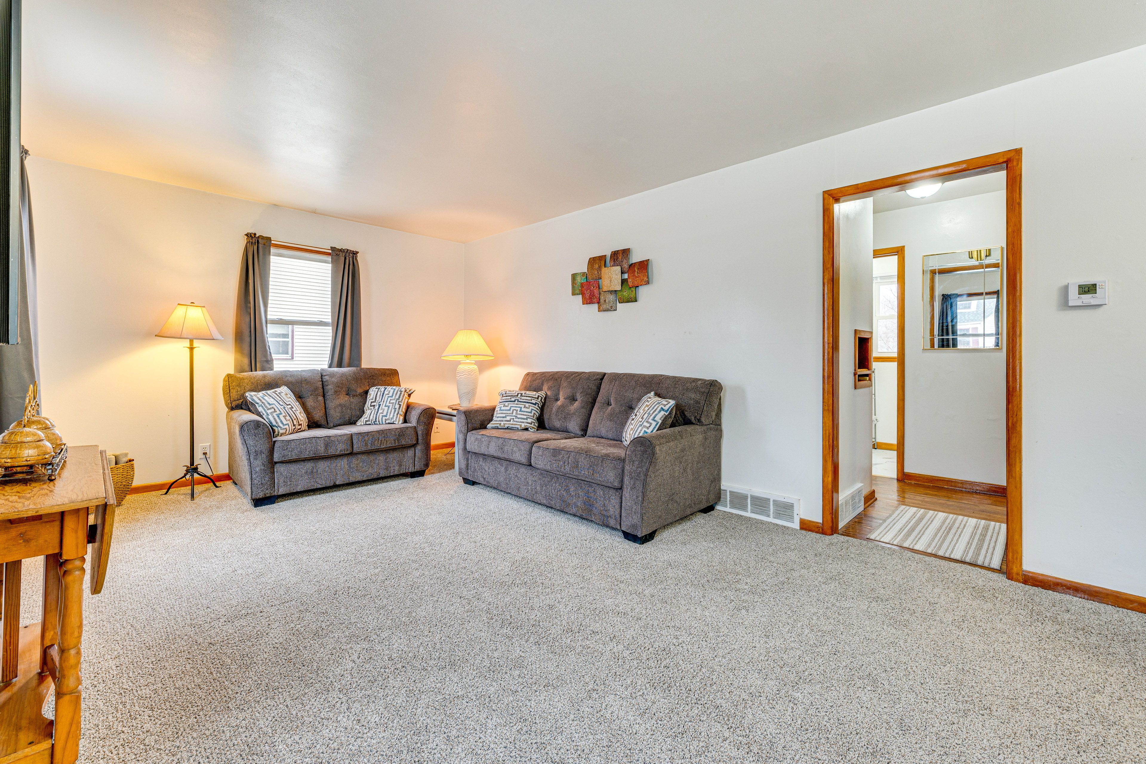 Living Room | 1st Floor | Smart TV | Central Heating & A/C