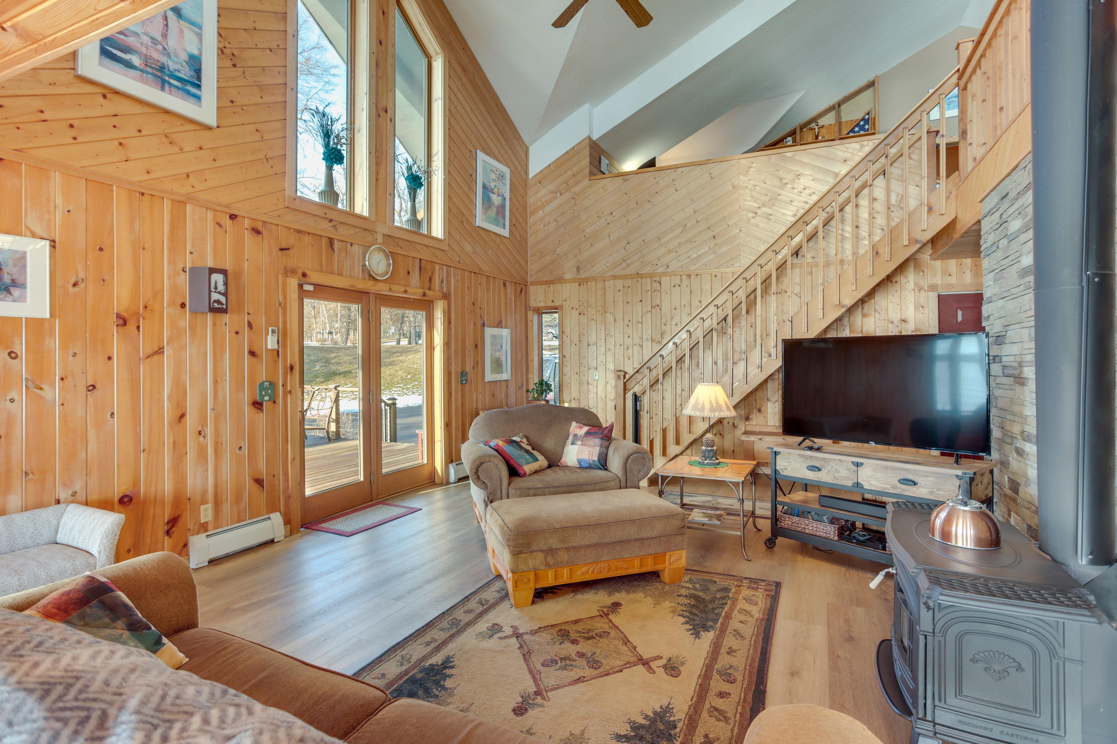 Multiple Living Spaces | 2-Story Home | Free WiFi | Central A/C & Heating