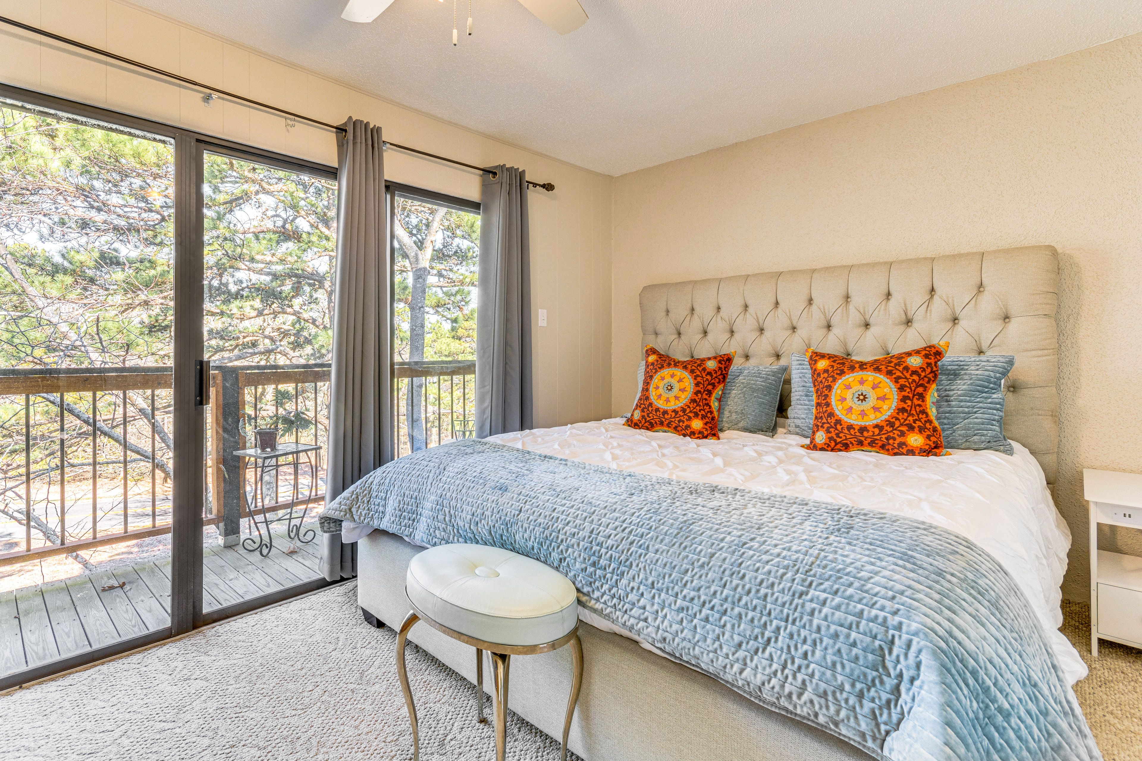 Bedroom 1 | King Bed | 2nd Floor | Linens Provided | Balcony Access