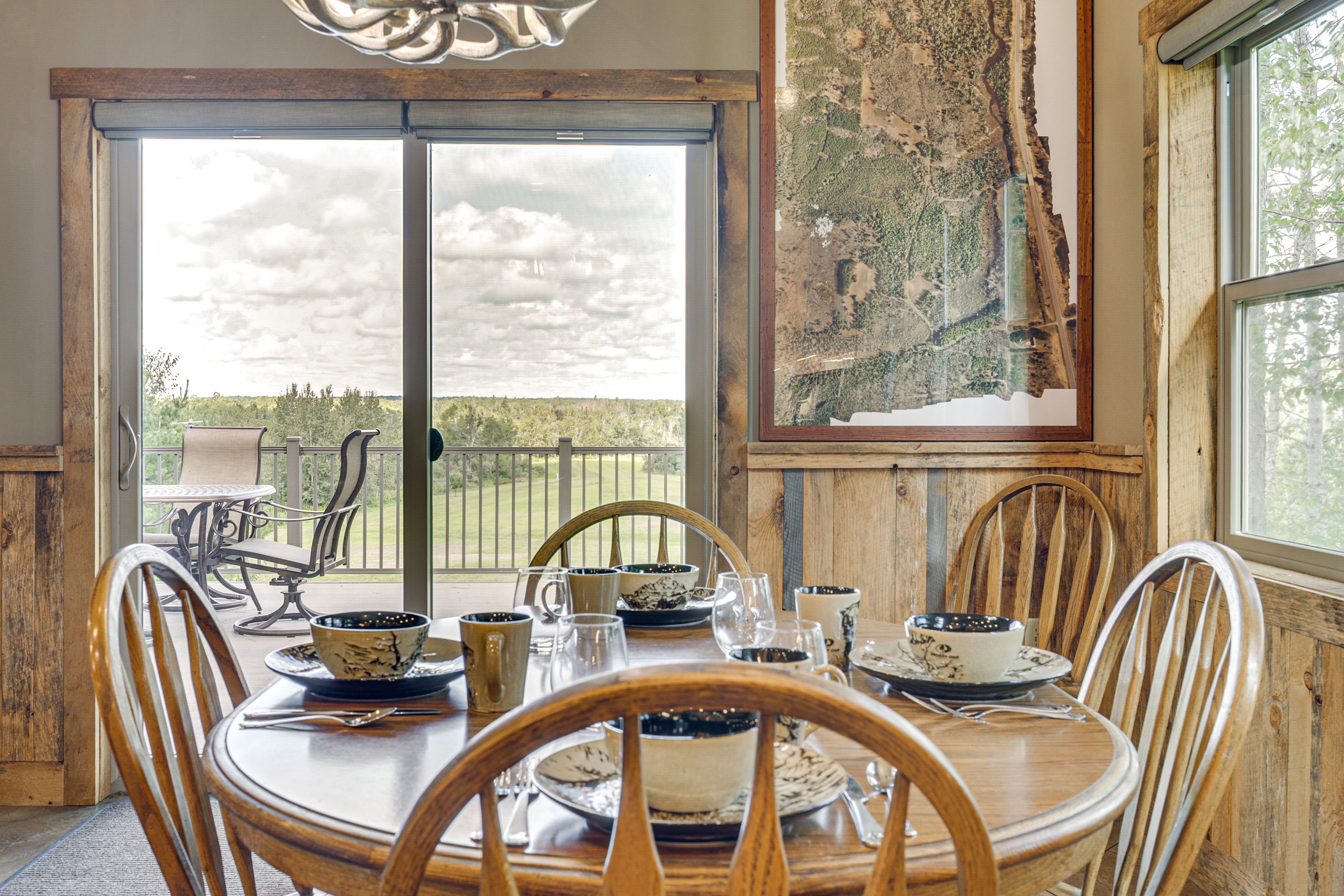 Dining Area | Dishware & Flatware Provided | 1st Floor