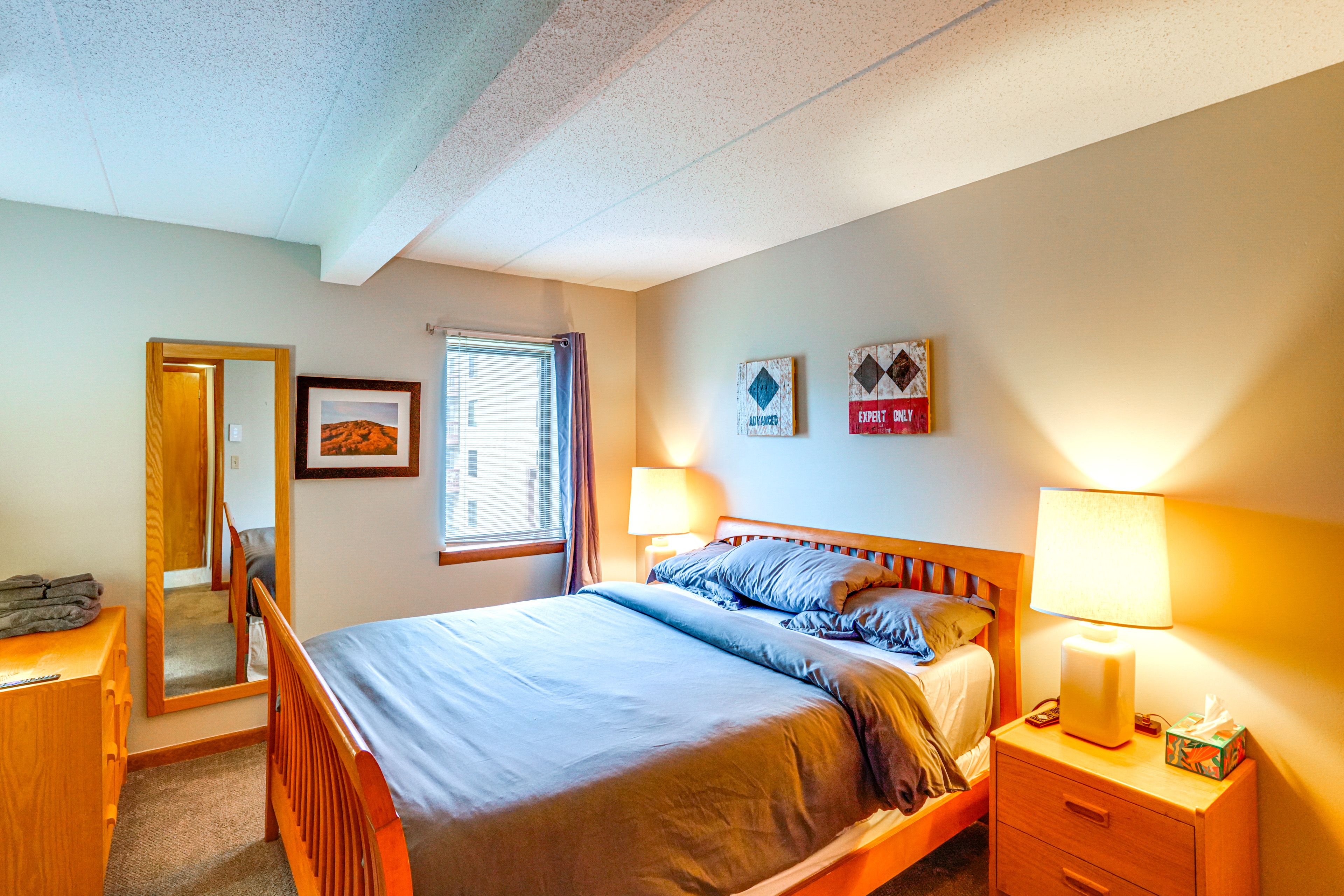 Bedroom 1 | Queen Bed | Linens Provided | Smart TV