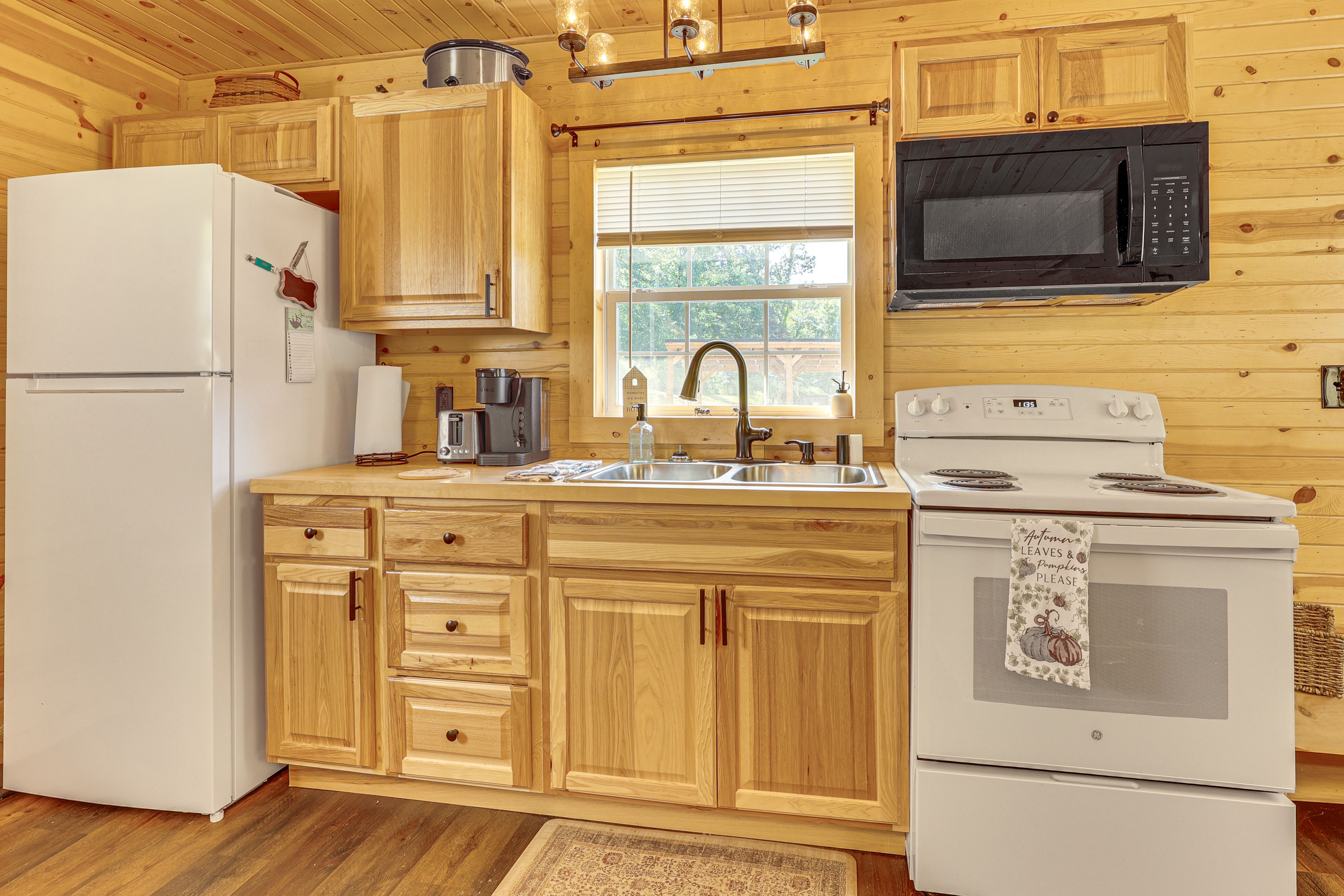 Kitchen | 1st Floor