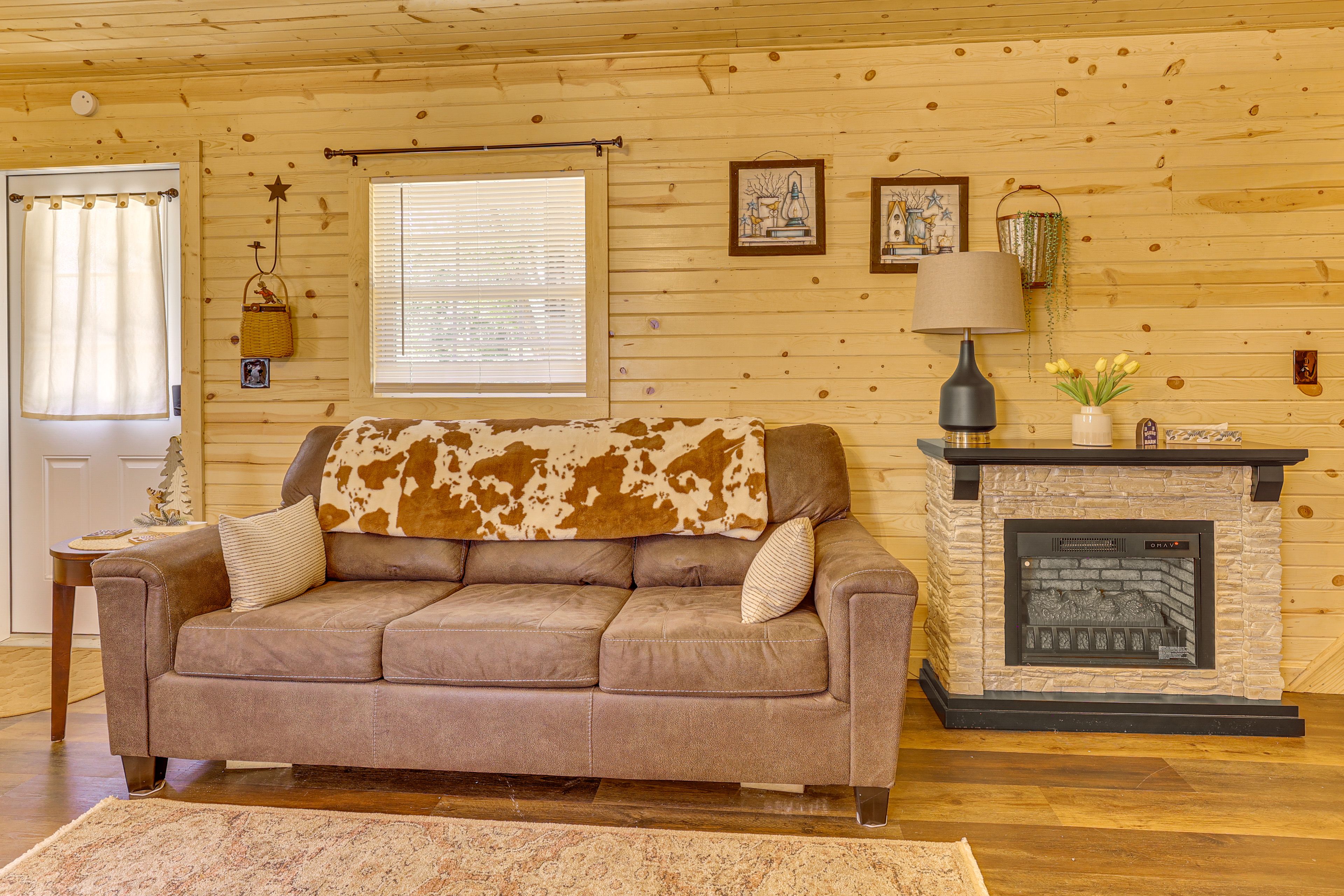 Living Room | Free WiFi | Central A/C & Heat | Queen Sleeper Sofa | 1st Floor