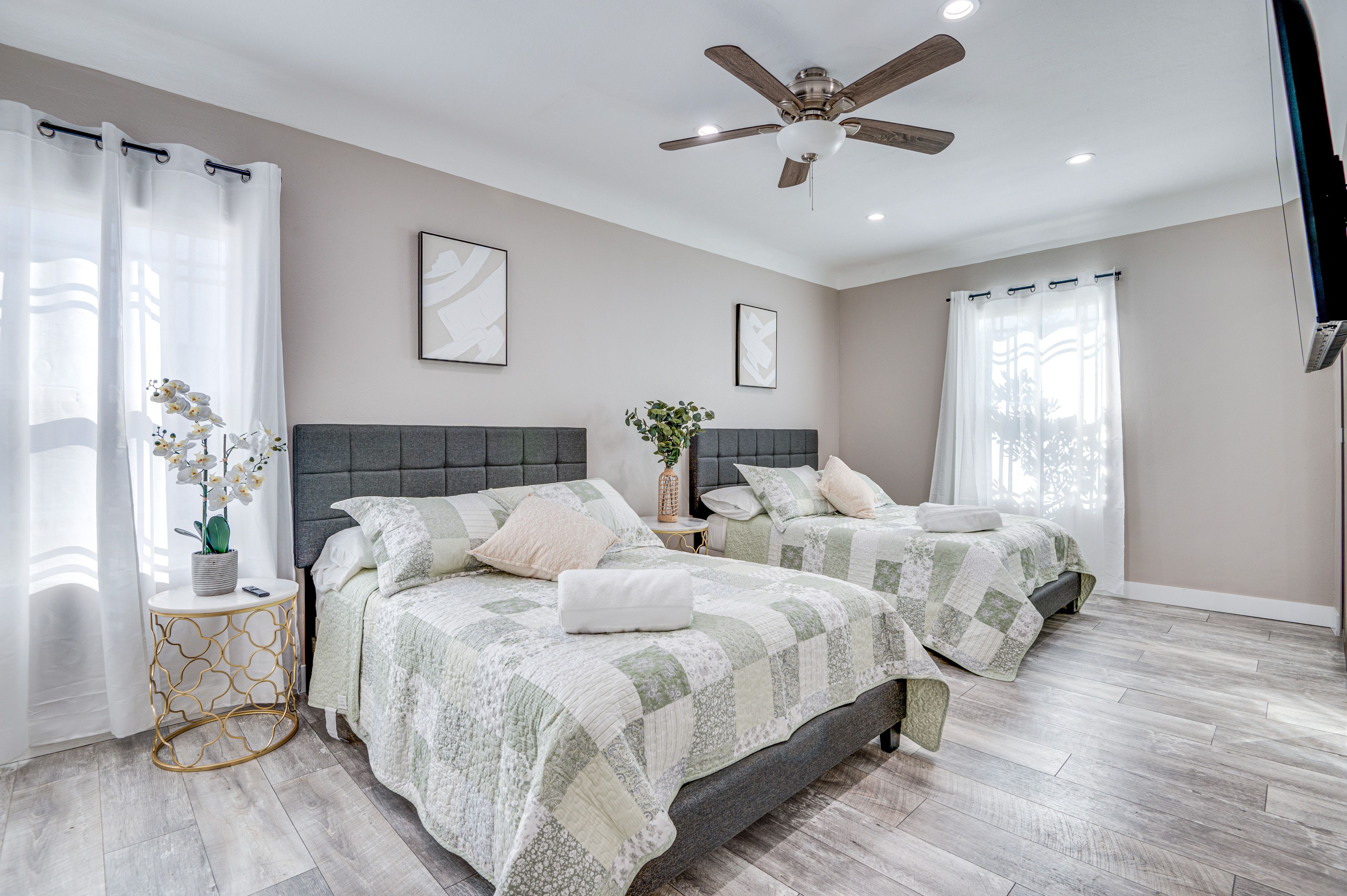 Bedroom 3 | 2 Full Beds
