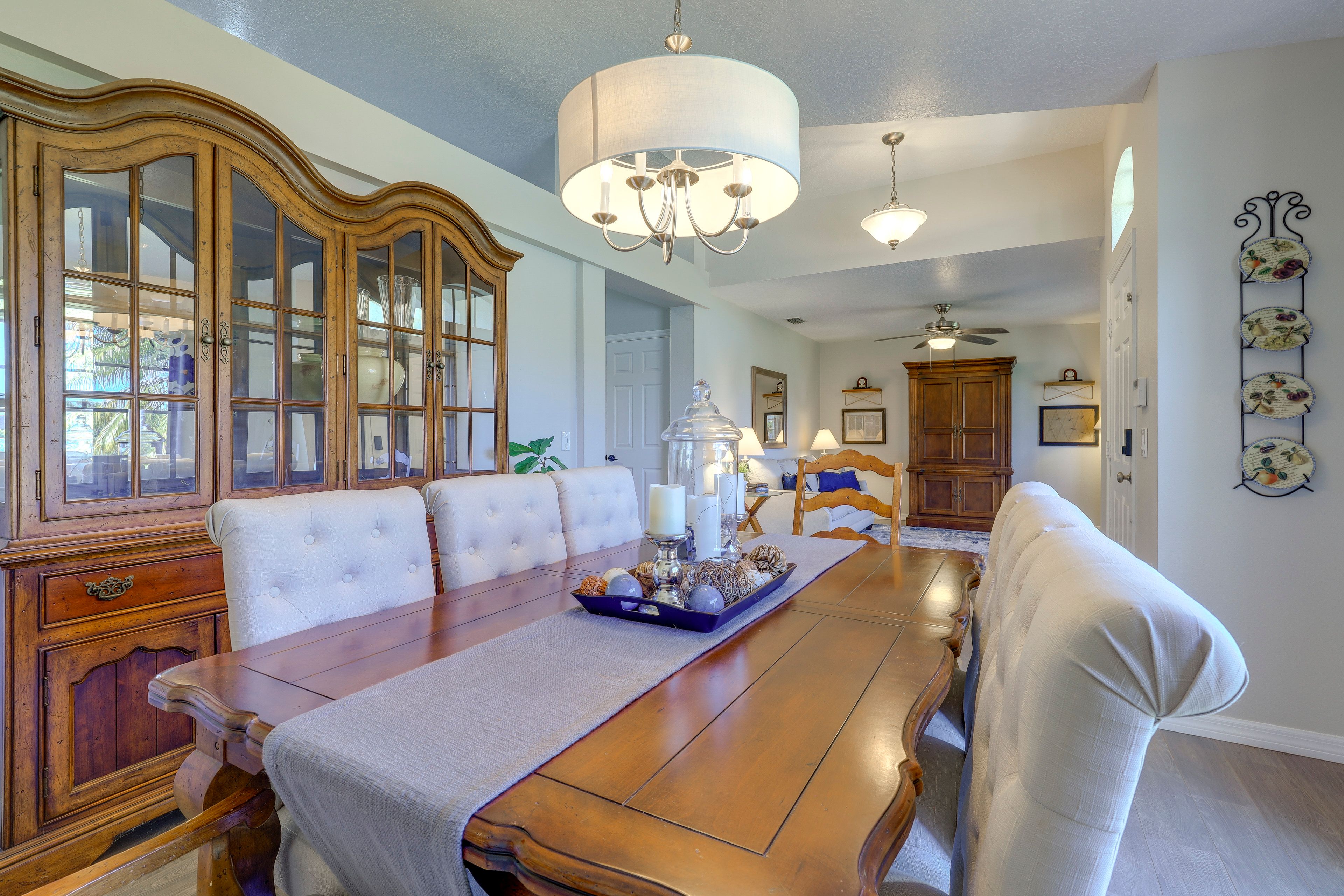 Dining Area | Dishware& Flatware