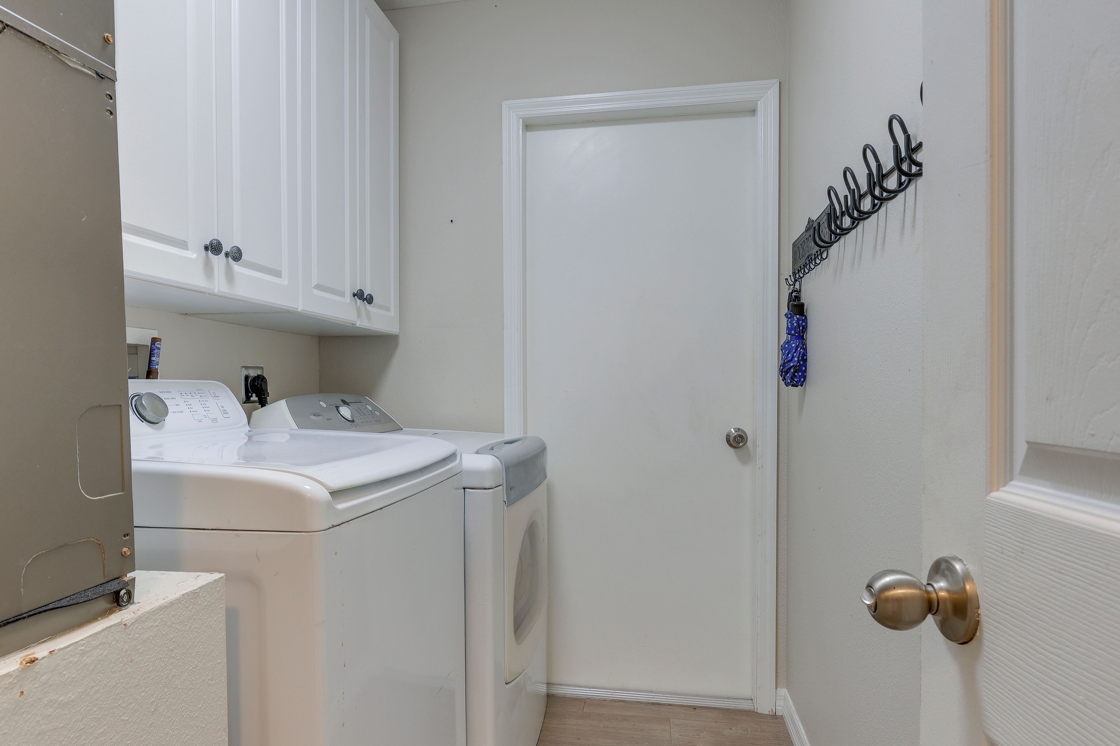 Laundry Area | Washer/Dryer