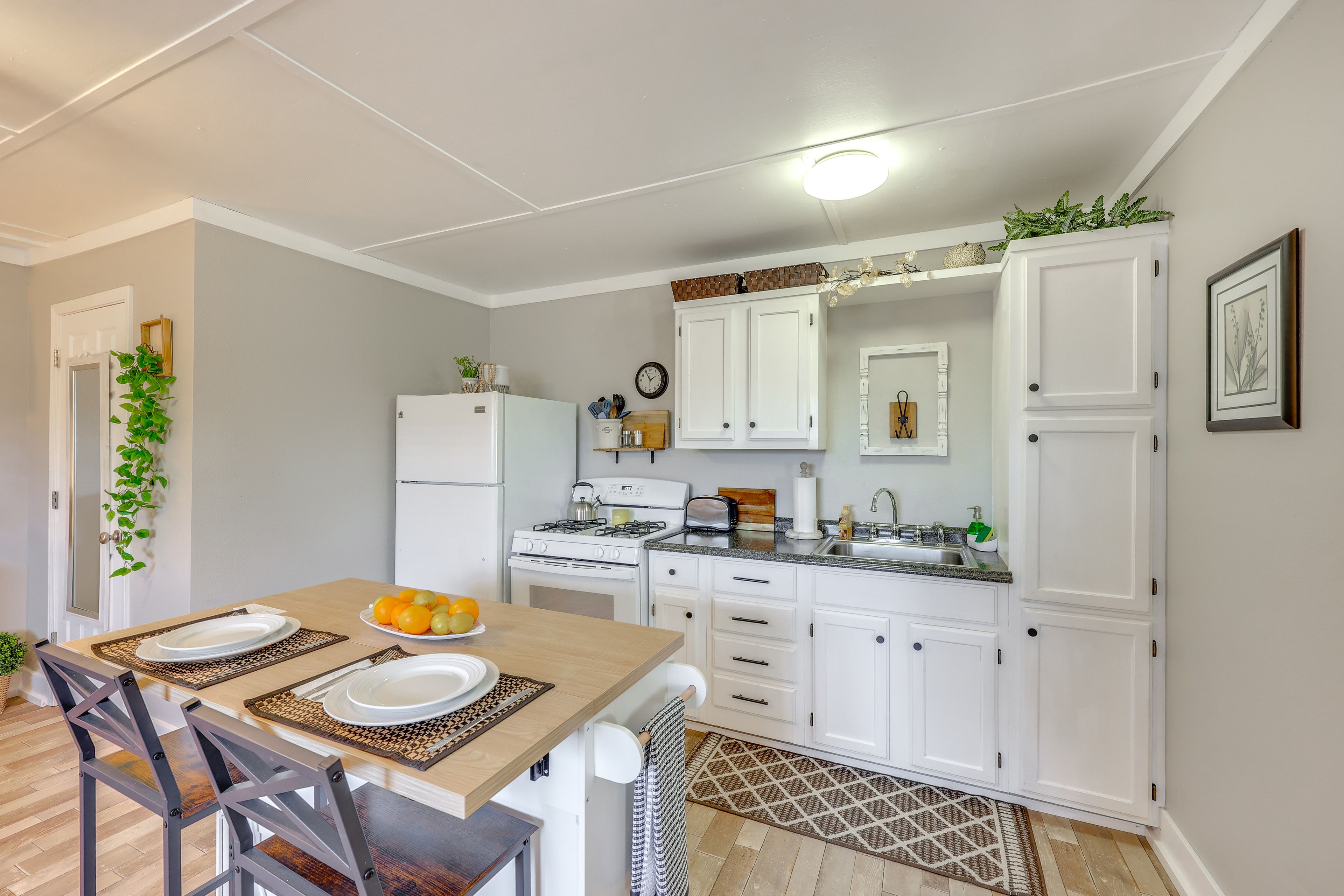 Kitchen | Cooking Basics | Keurig & Drip Coffee Makers
