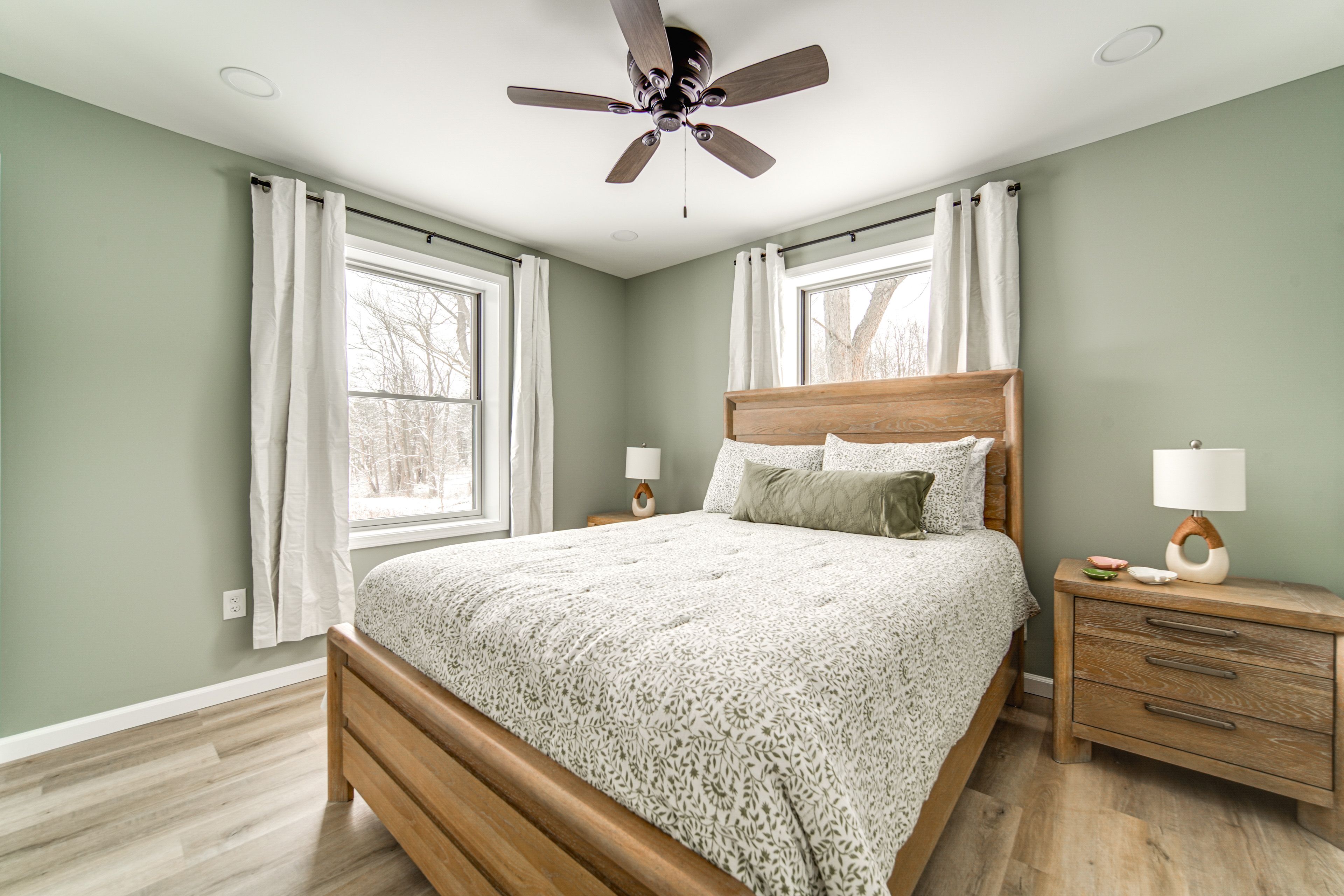 Bedroom 2 | Upper Level | Queen Bed | Linens Provided
