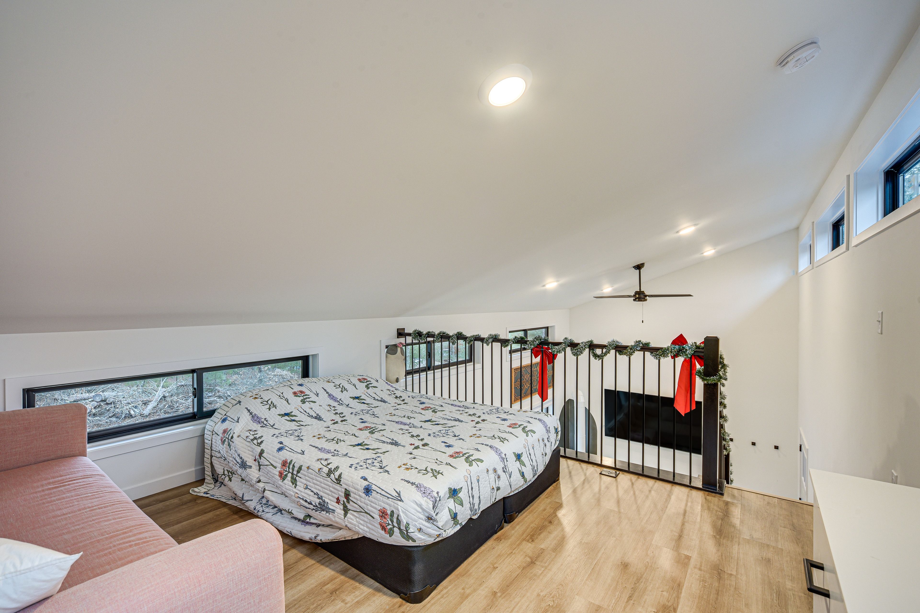 Loft | Queen Bed | Queen Sleeper Sofa | 2nd Floor