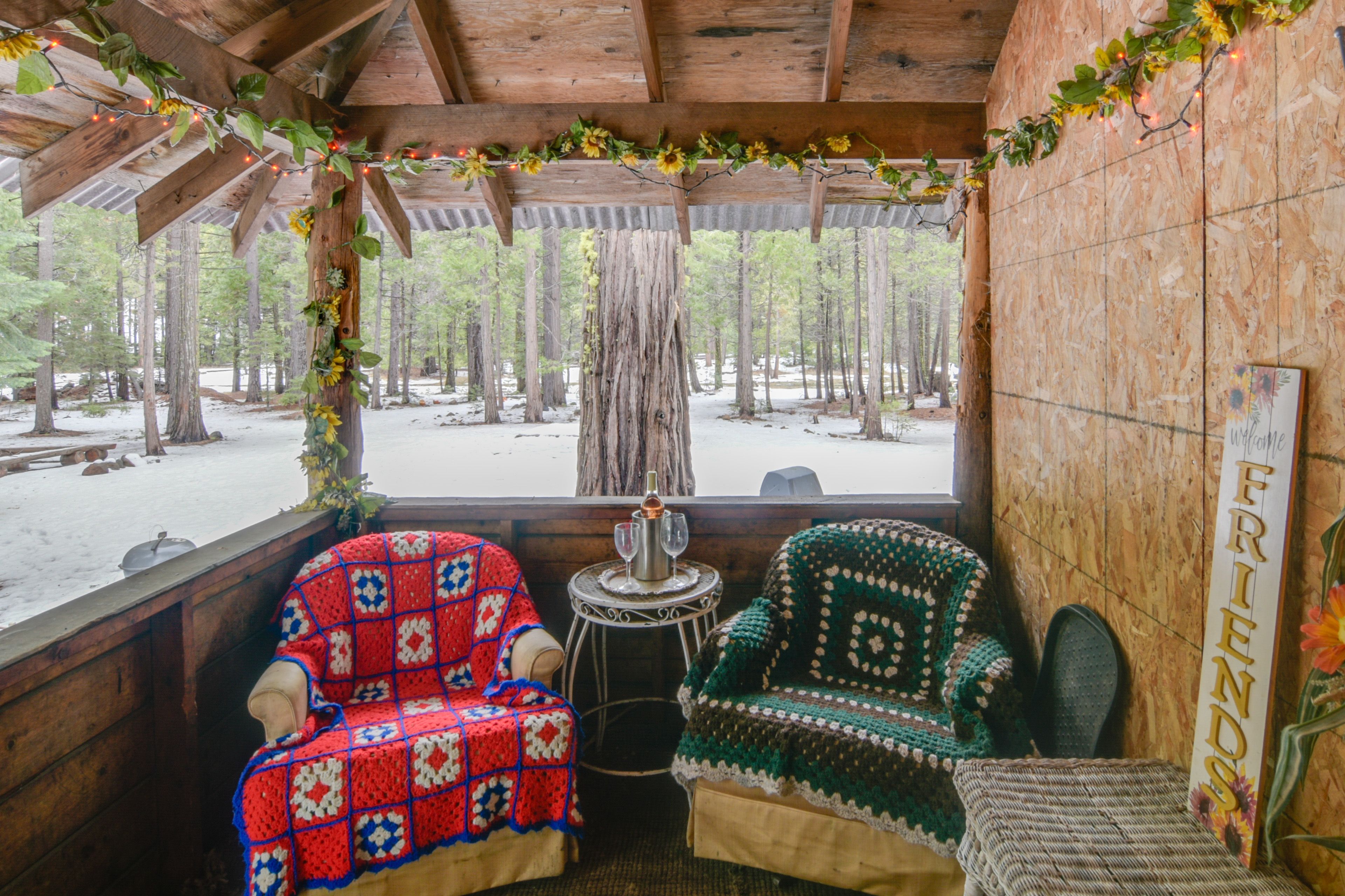 Front Porch | Lounge Seating