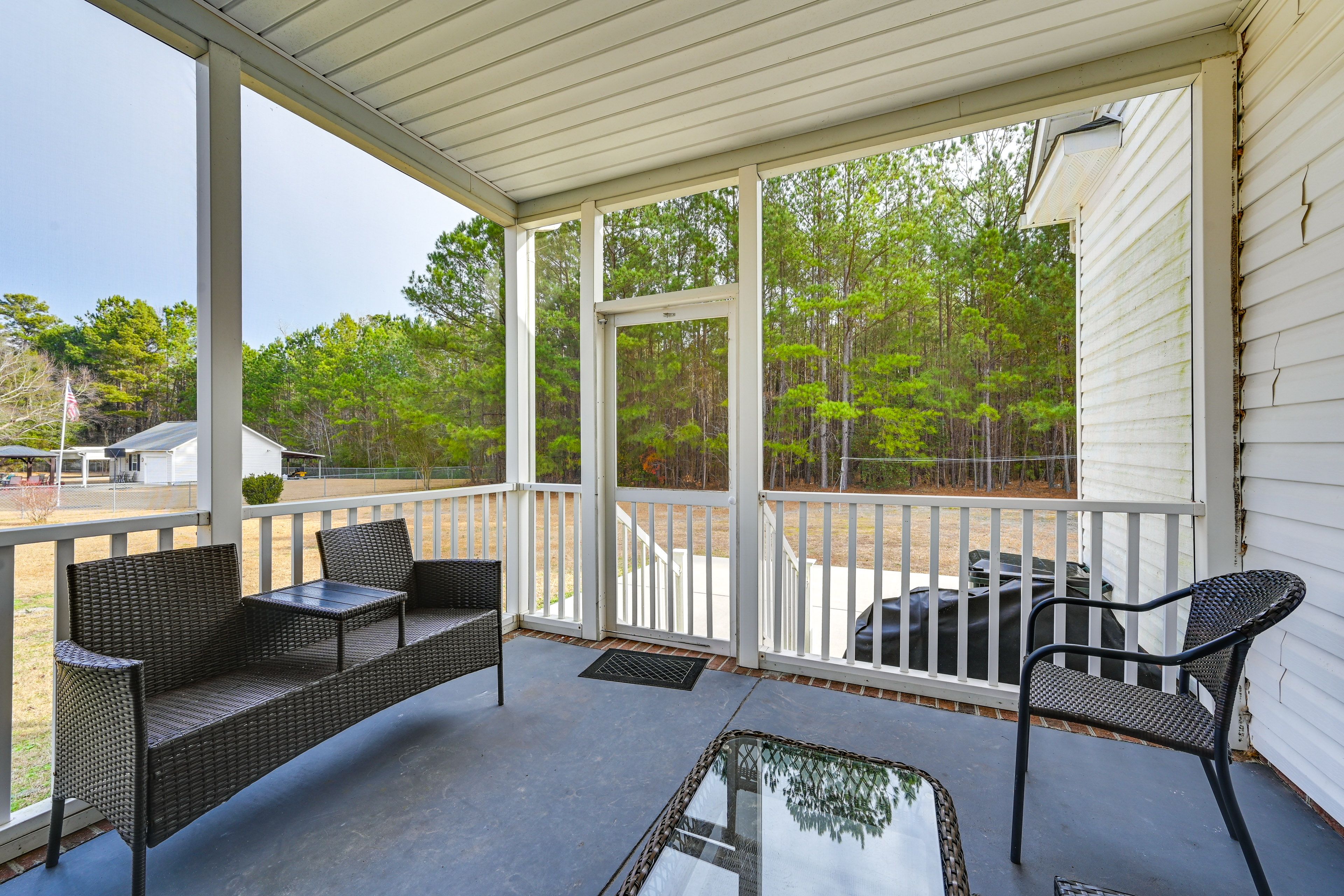 Screened Patio | 2-Story Home