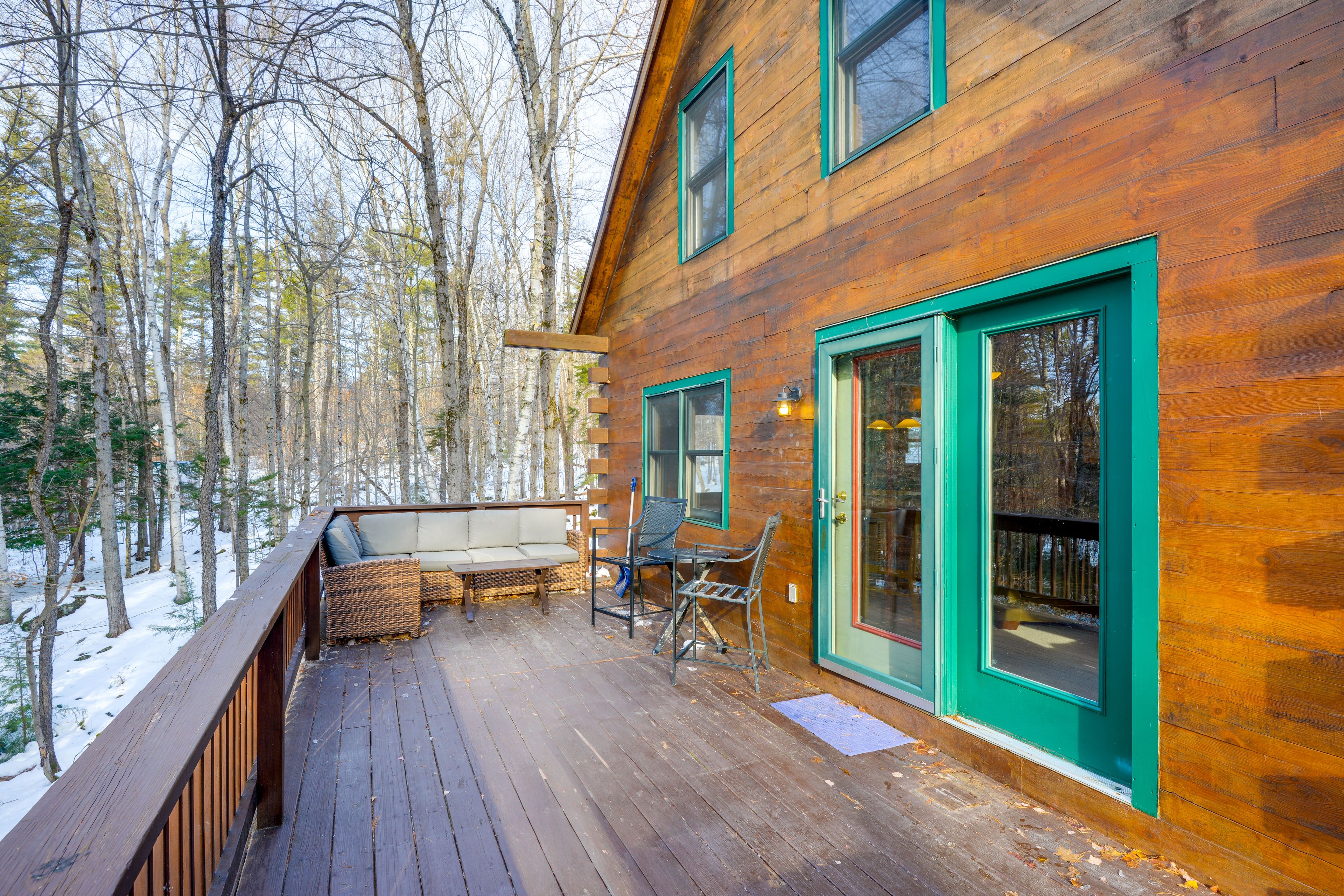 Wraparound Deck | Gas Grill