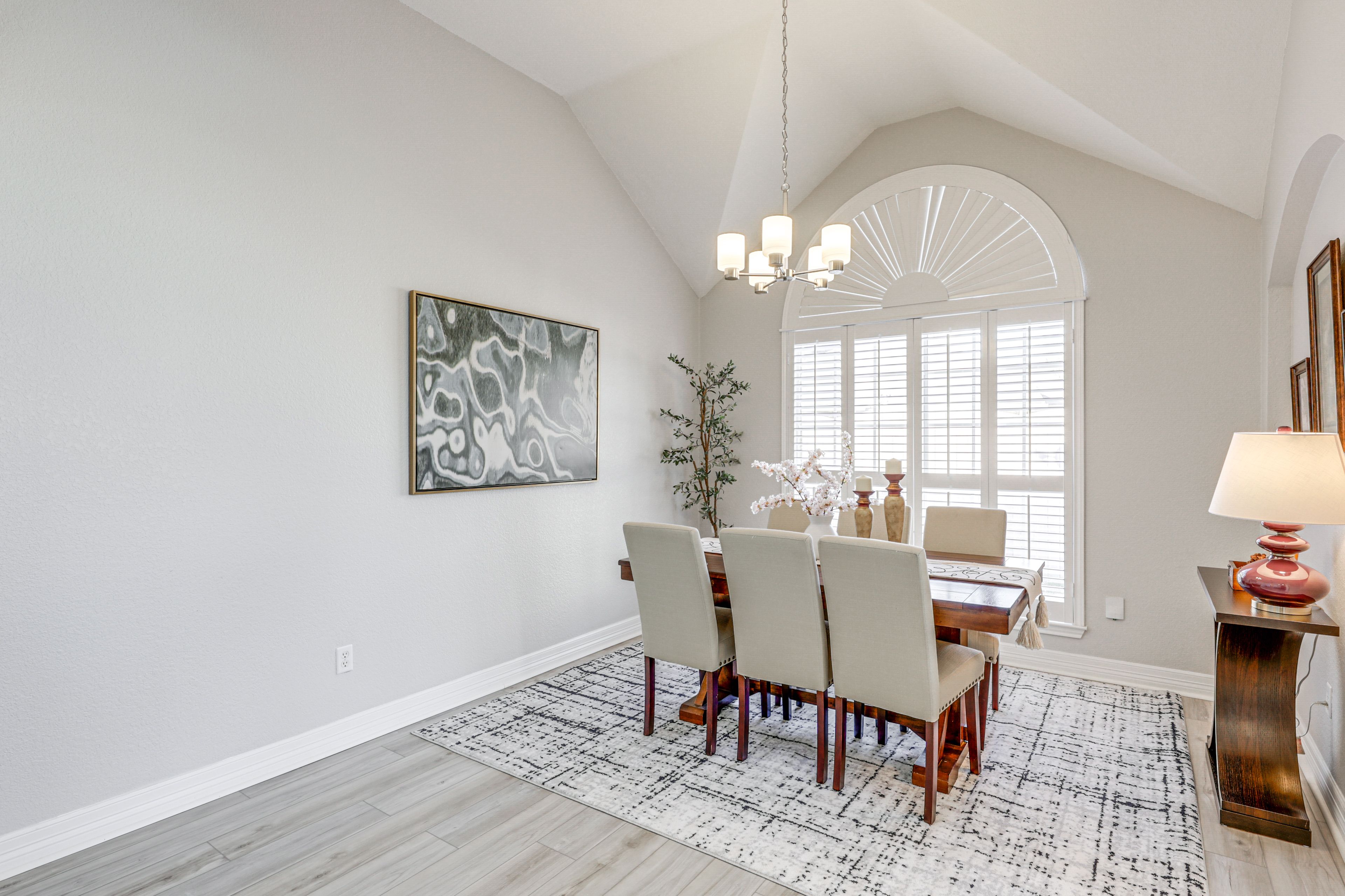 Dining Area | Dishware/Flatware | Trash Bags/Paper Towels