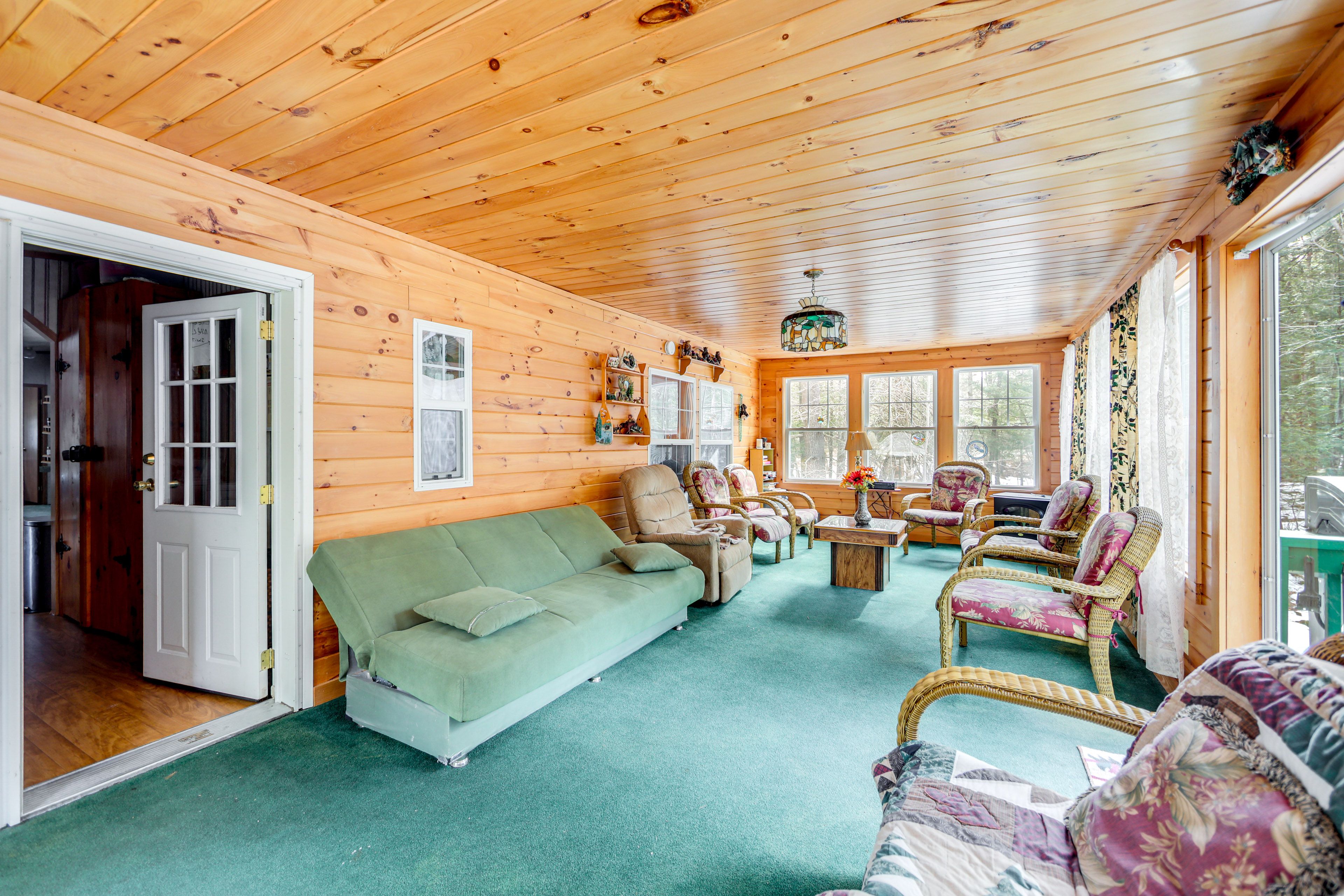 Sunroom | Full Futon