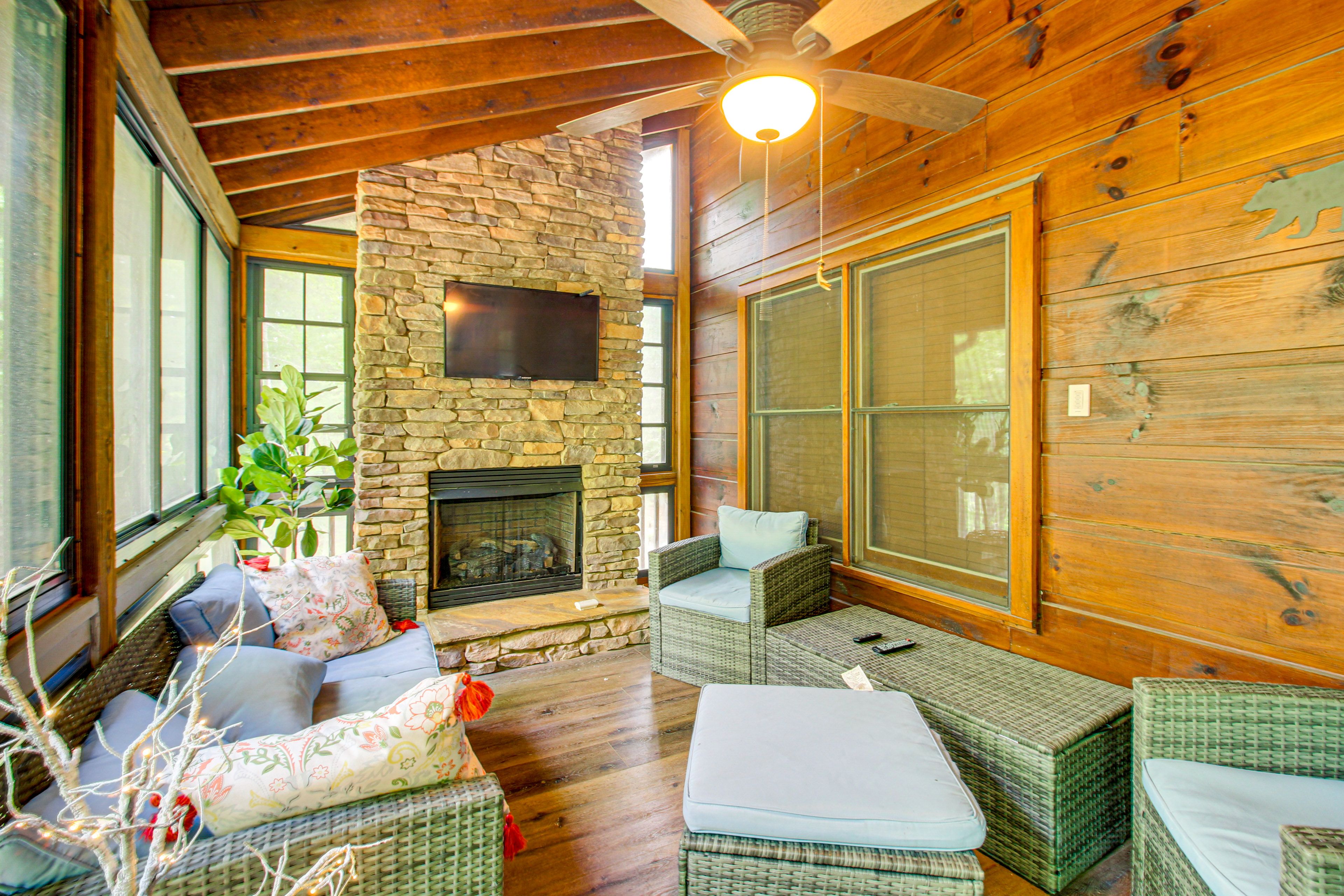 3-Season Room | Gas Fireplace | Smart TV w/ Cable