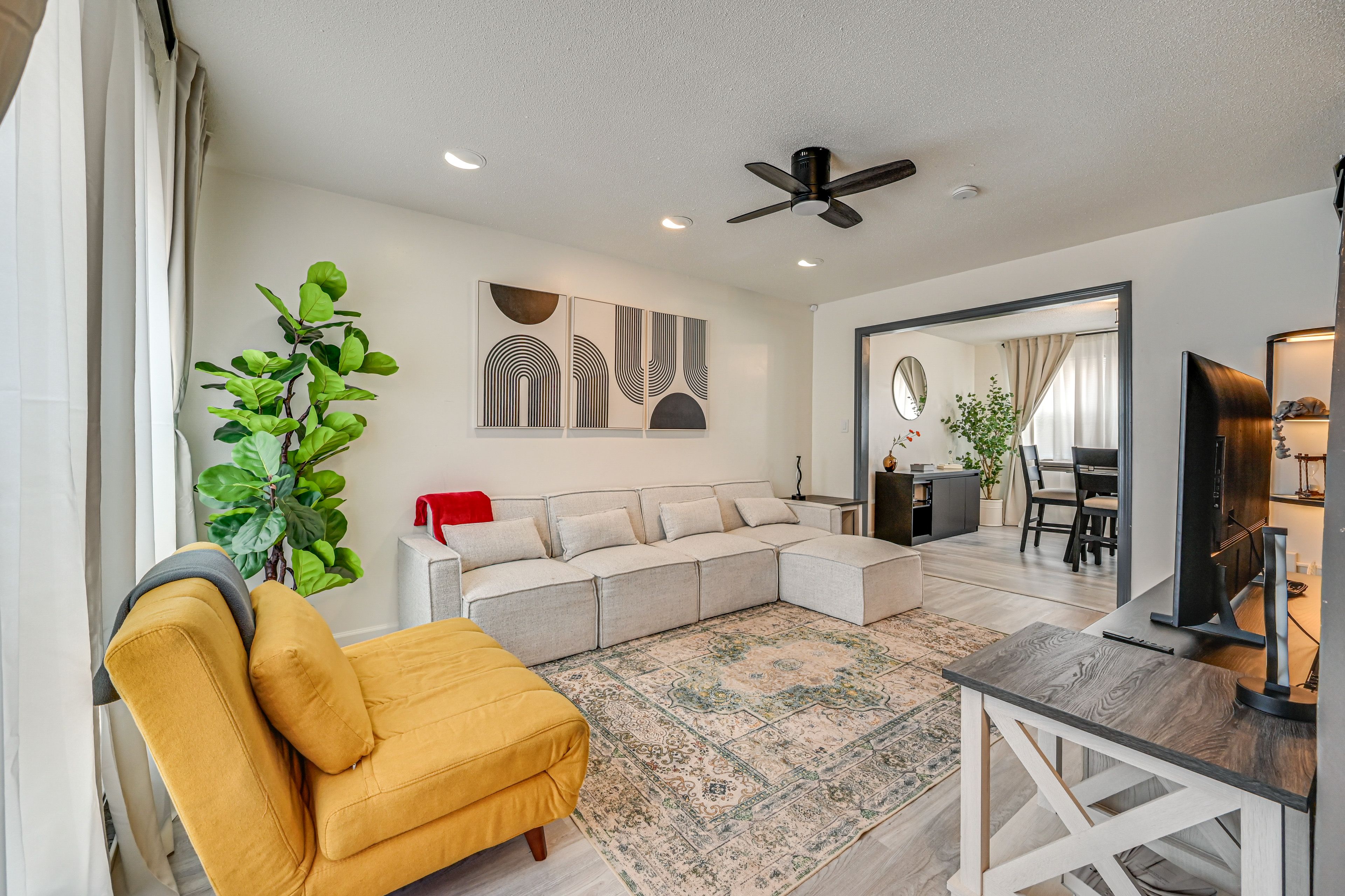 Hartford Vacation Rental | 3BR | 2.5BA | 1,600 Sq Ft | 10 Steps to Enter