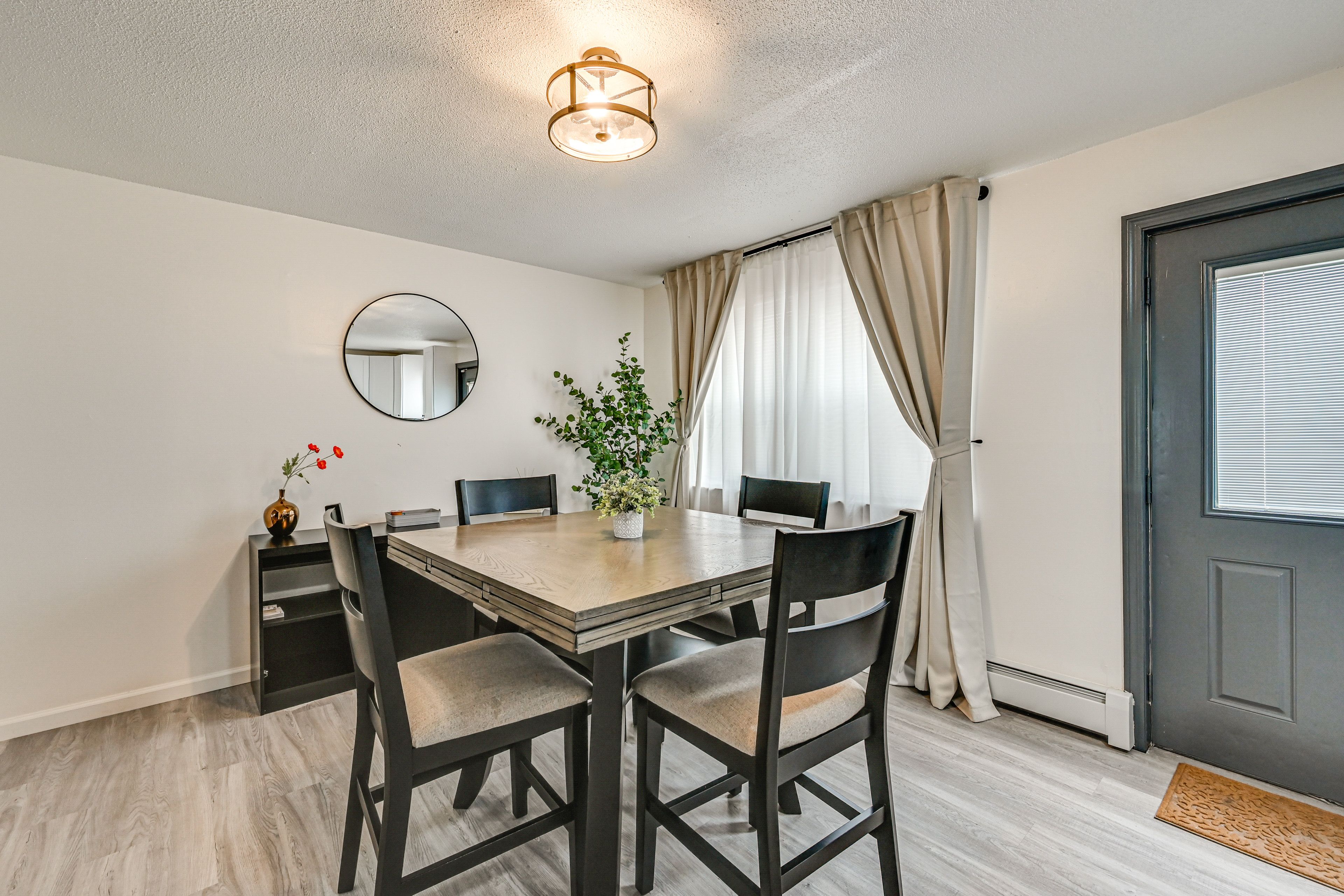 Dining Room | 1st Floor